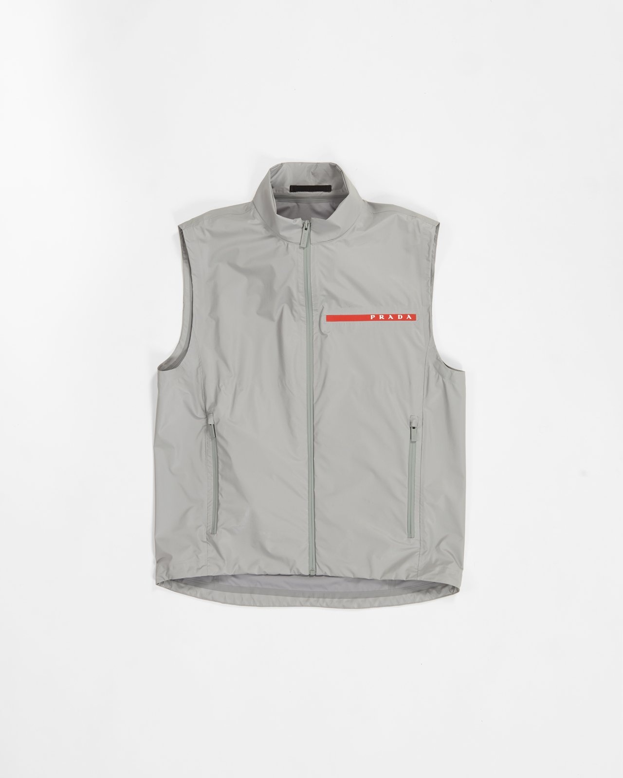 Prada vest store