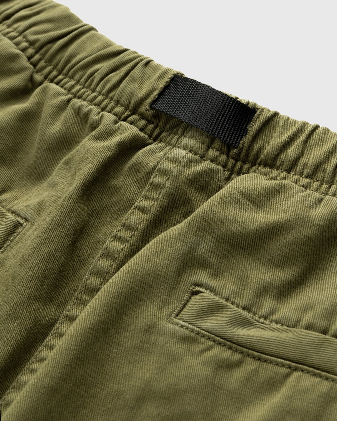 Gramicci – Gramicci Pant Olive - Pants - Green - Image 4
