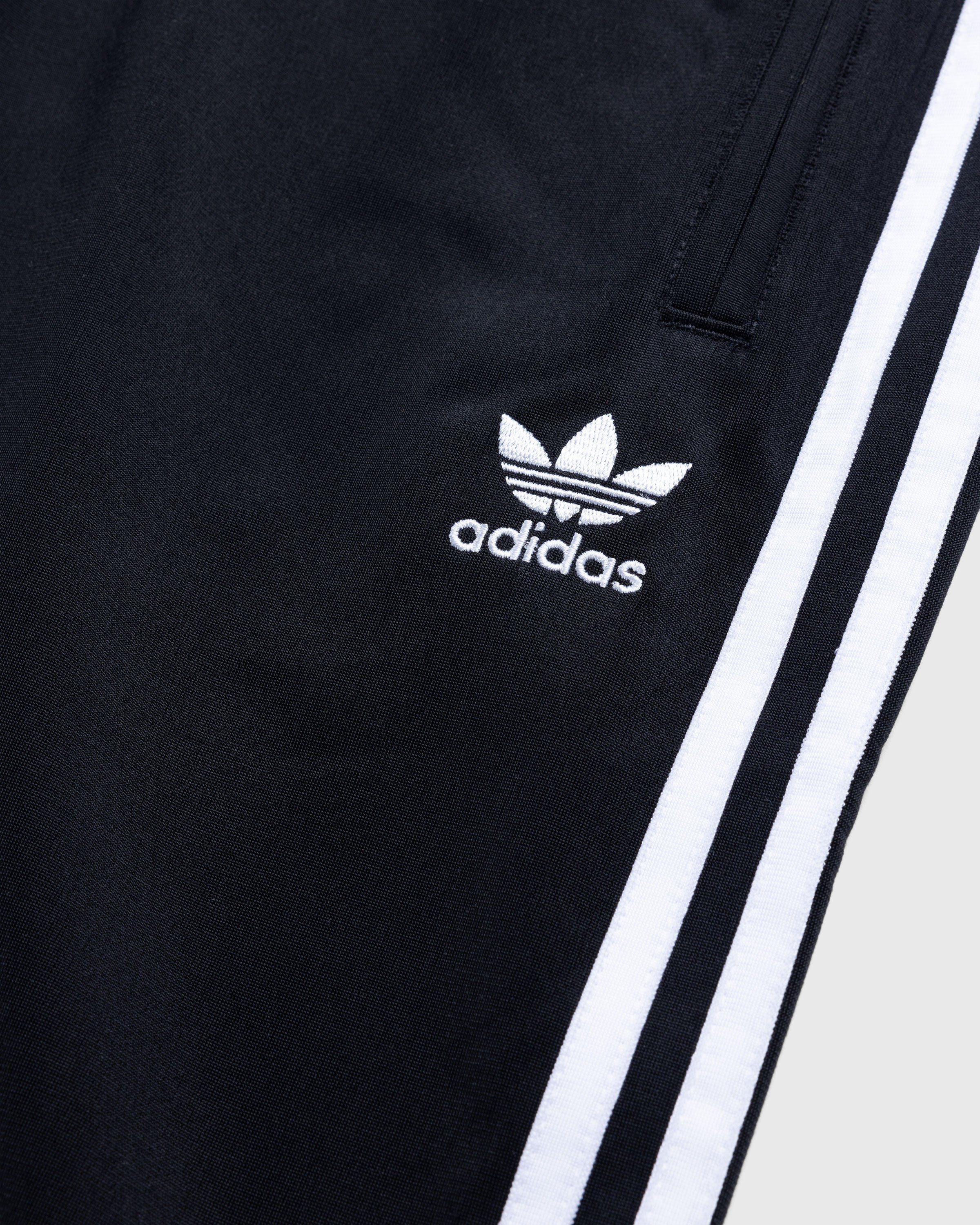Adidas originals superstar discount track pants black