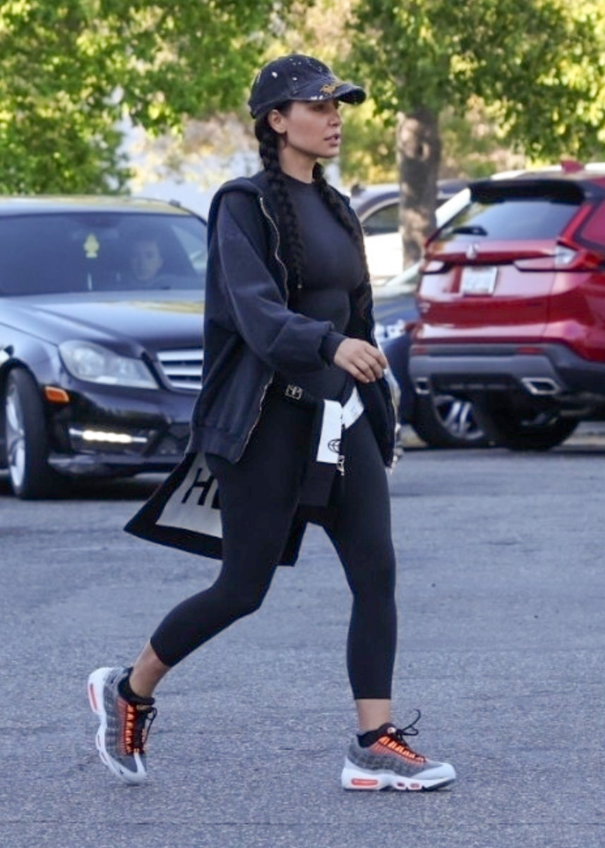 *EXCLUSIVE* A fresh-faced Kim Kardashian heads out of her daughter North's basketball game