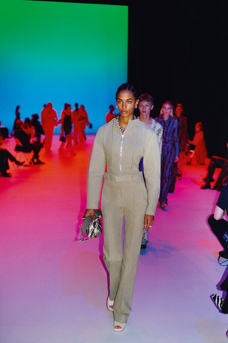 bottega-veneta-salon-01-19