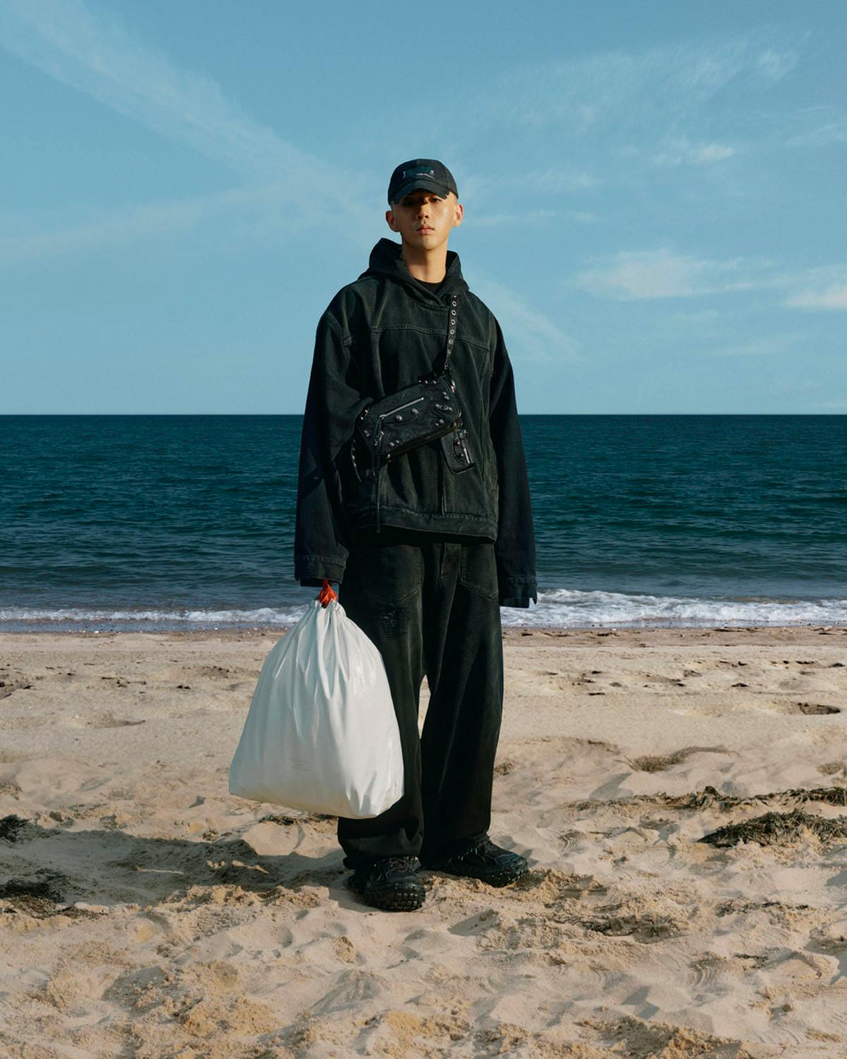 balenciaga-kim-kardashian-fall-2022-campaign-10