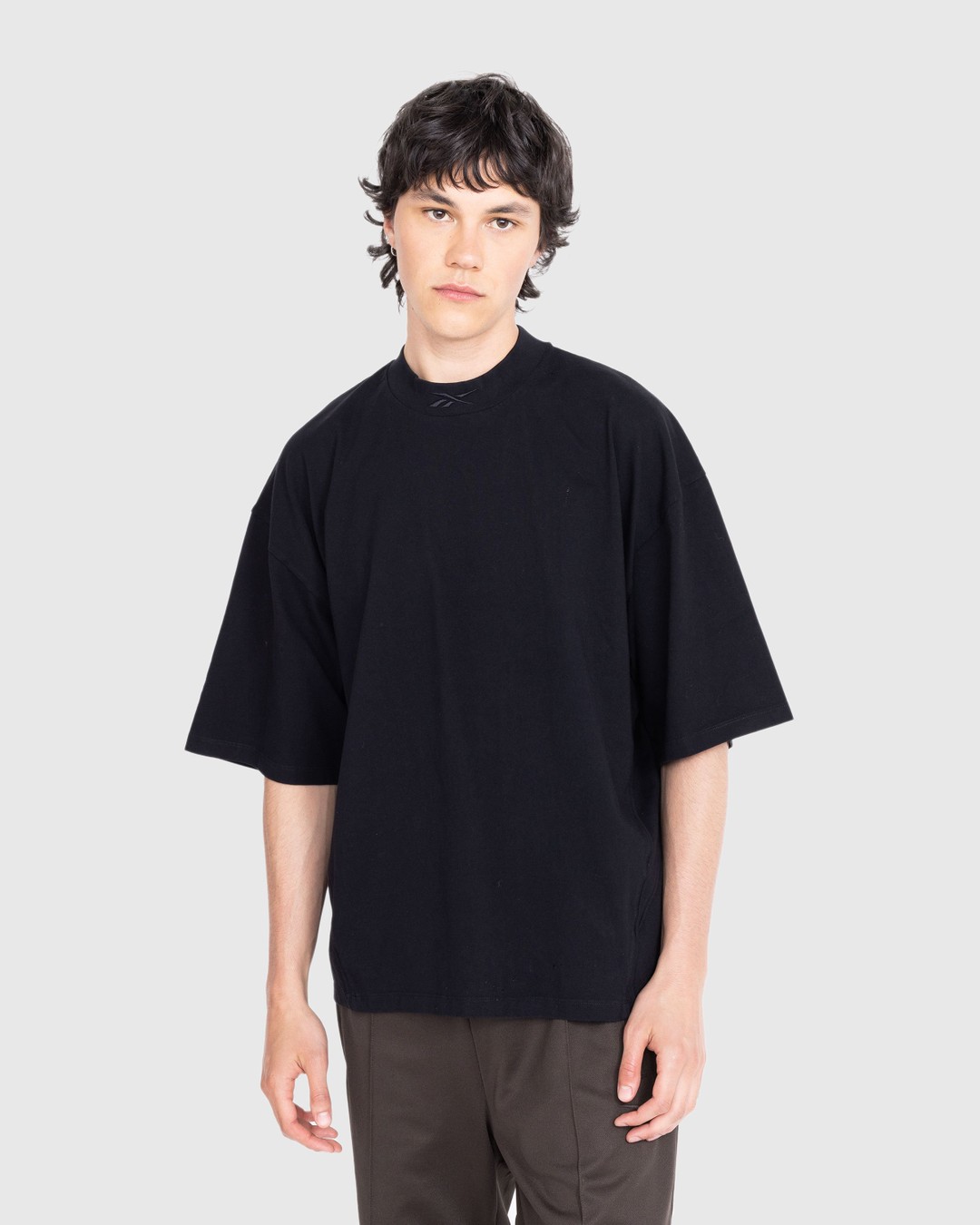 Reebok black shirt store