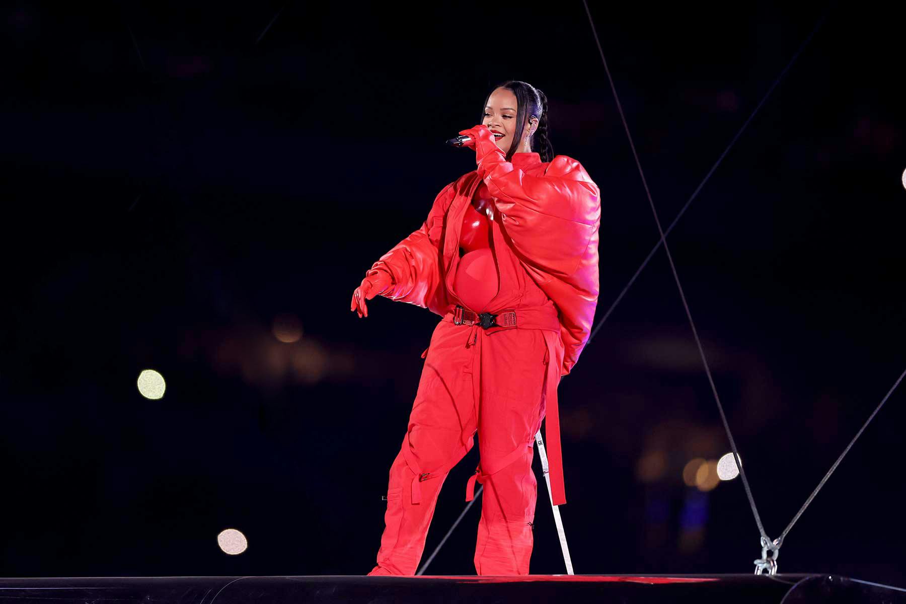 rihanna-halftime-show-kanye-2