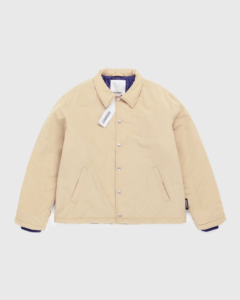 Highsnobiety – Insulated Coach Jacket Beige