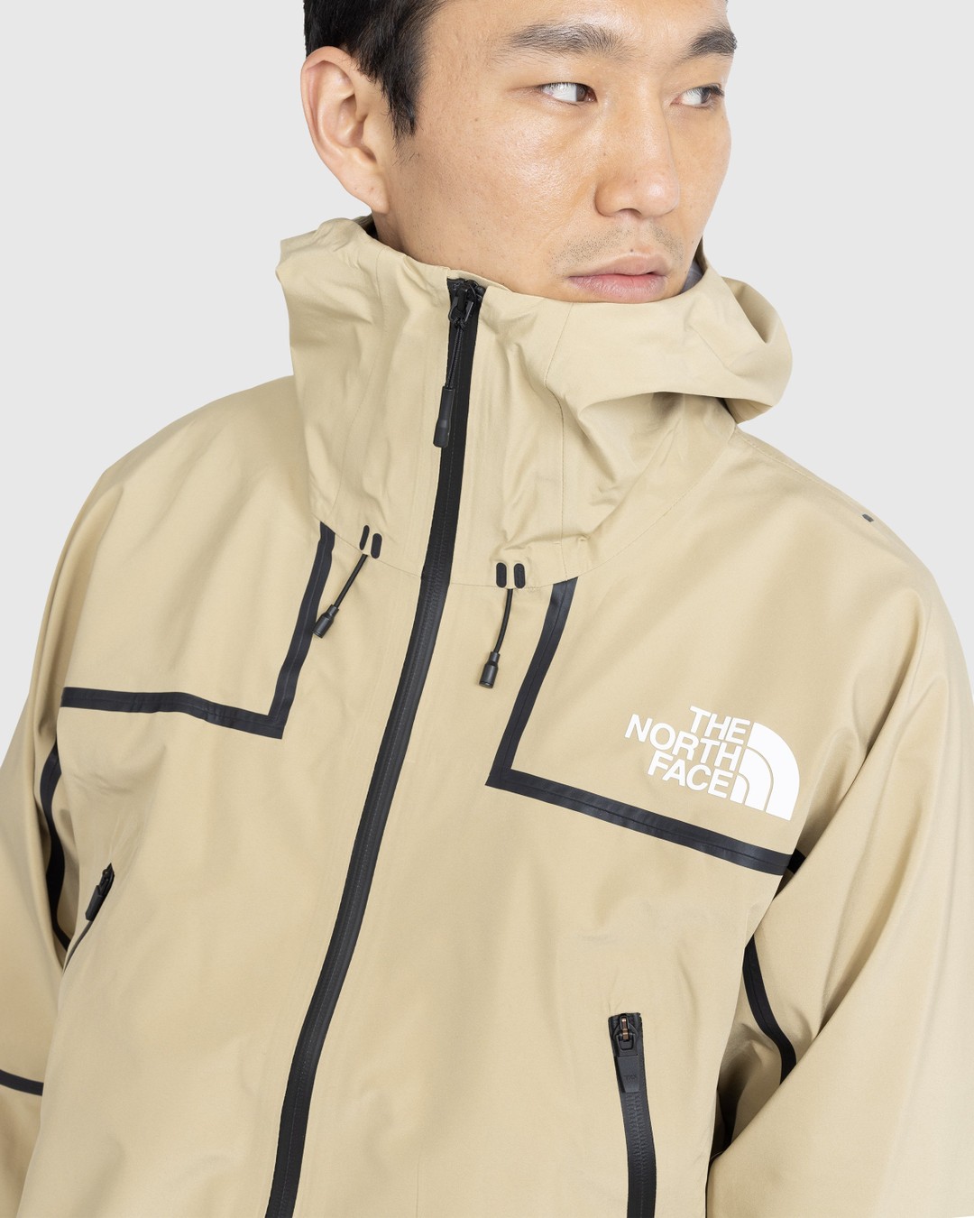 The North Face – RMST FUTURELIGHT Mountain Jacket Khaki Stone - Outerwear - Green - Image 4