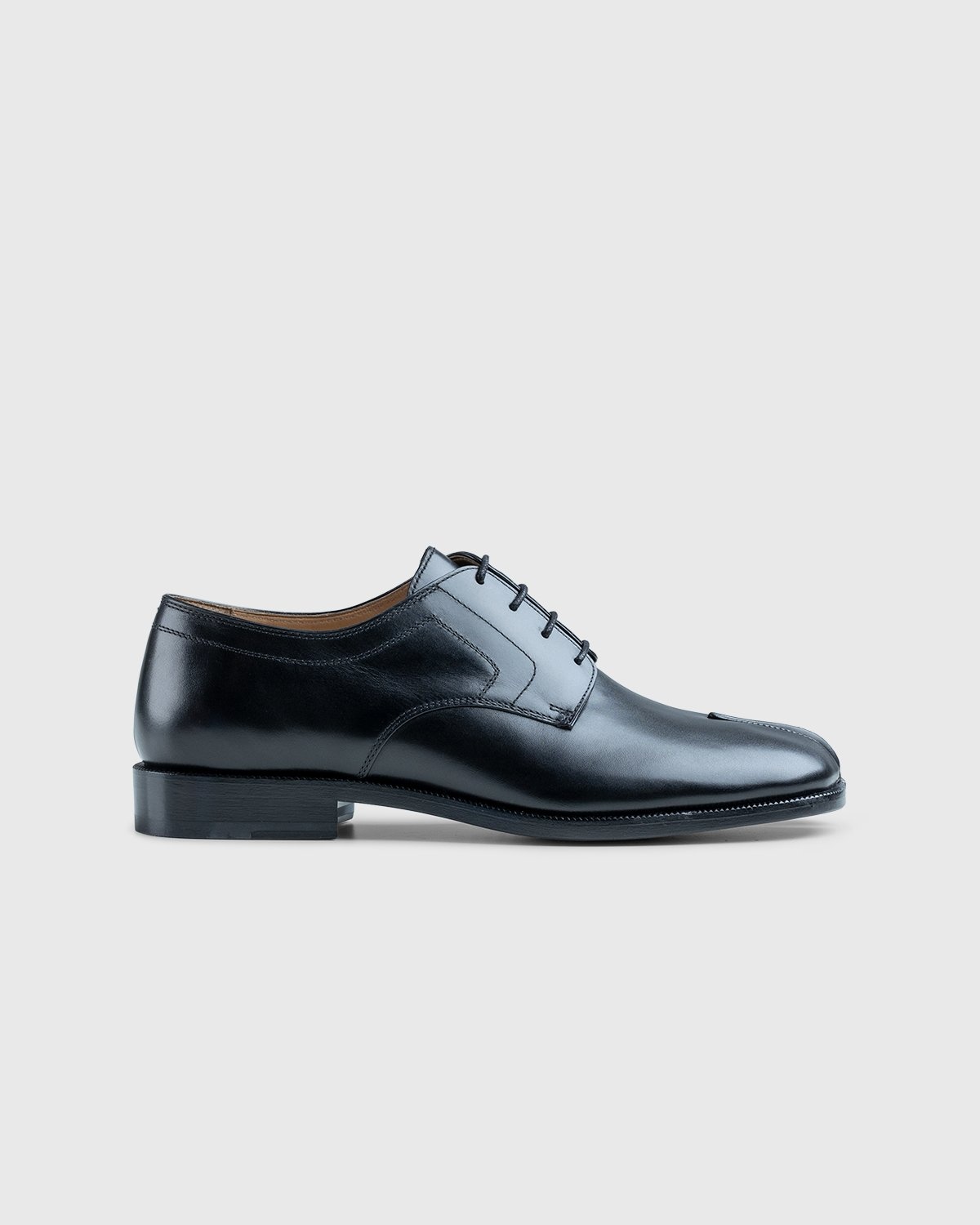 Maison Margiela – Tabi Lace-up Shoes Black - Shoes - Black - Image 1