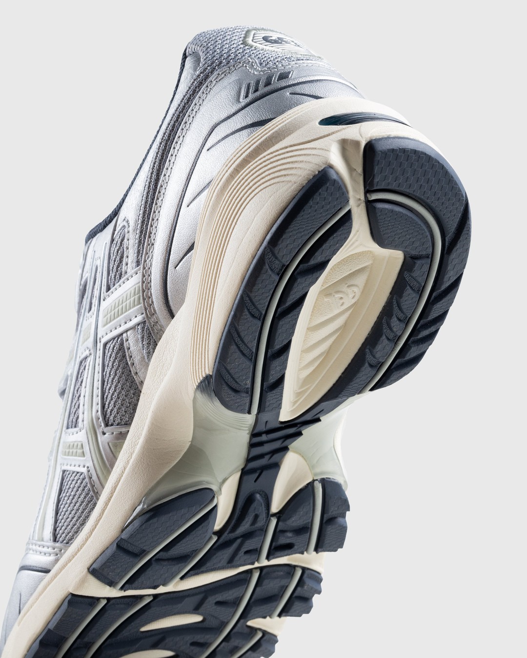 asics – GEL-1090 Piedmont Gray/Tarmac - Sneakers - Silver - Image 6