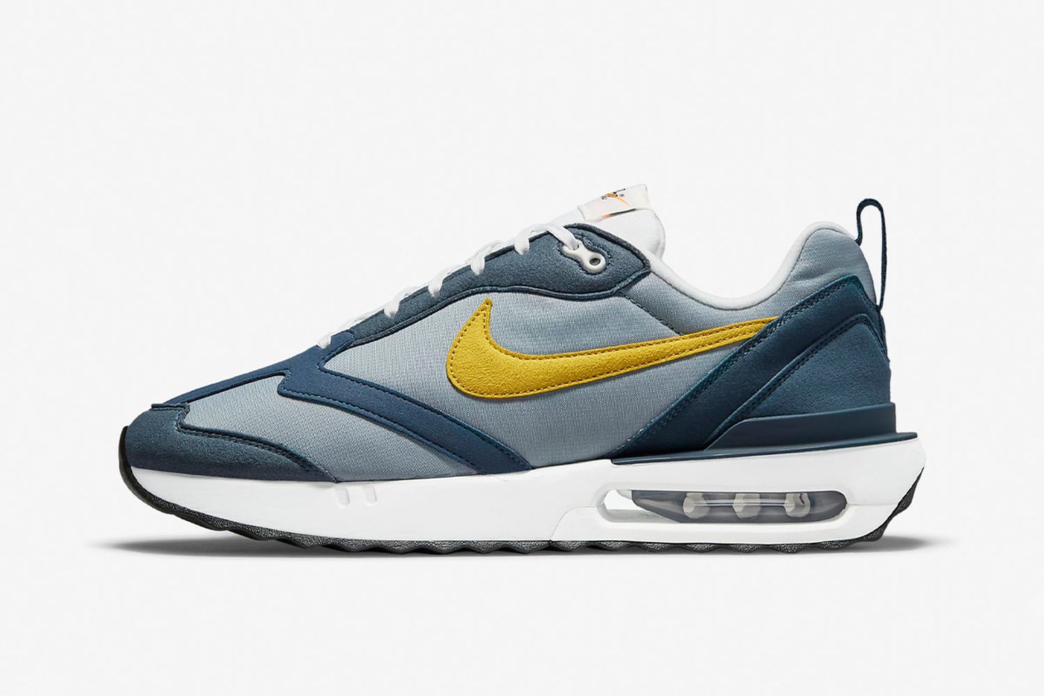 Shop 10 of the Sneakers 2022