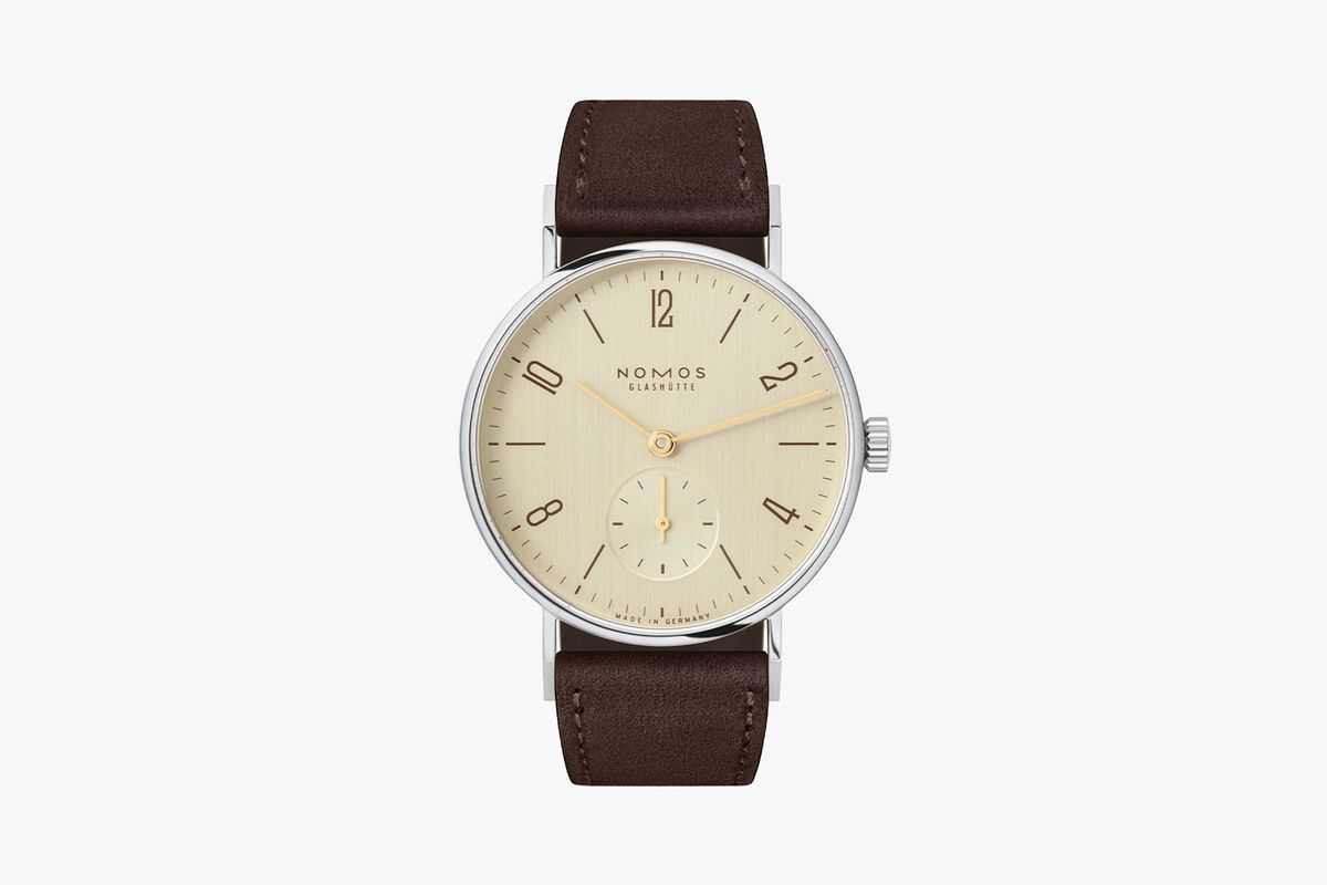 Simple luxury watches hot sale