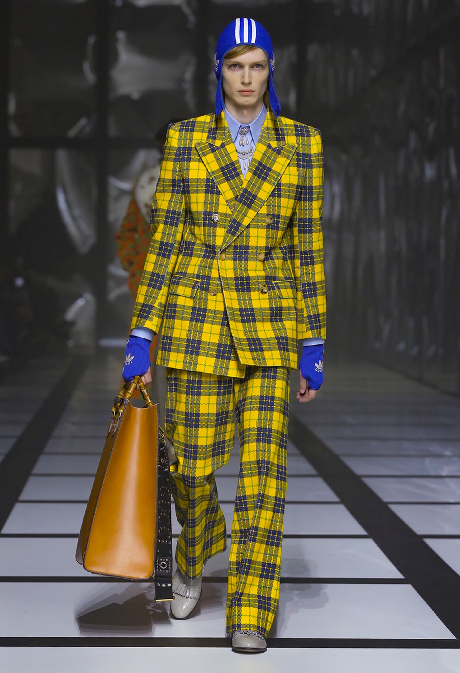 gucci-fw22-collection-runway-show-exquisite- (69)