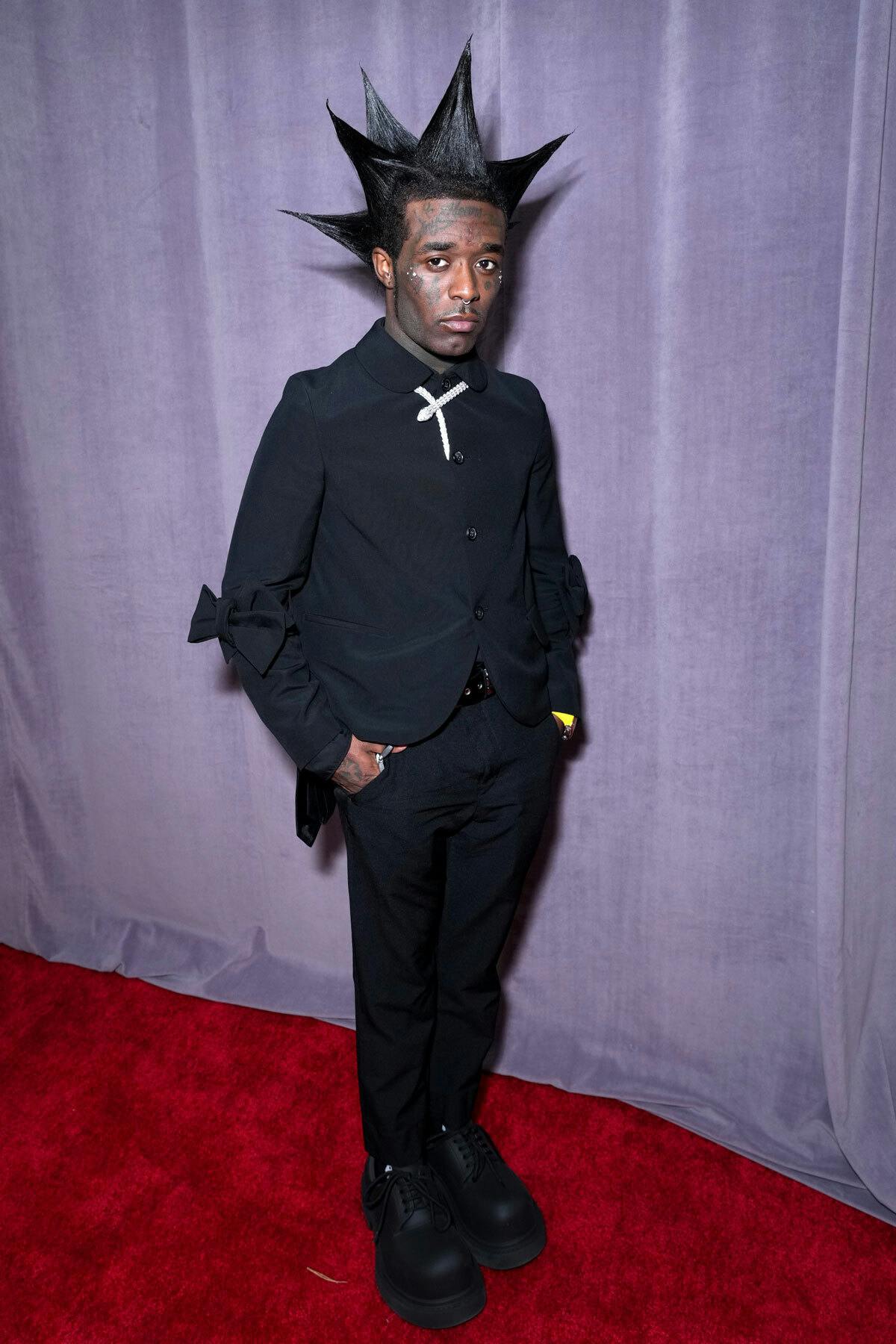 grammys-2023-best-dressed-outfits-red-carpet-186