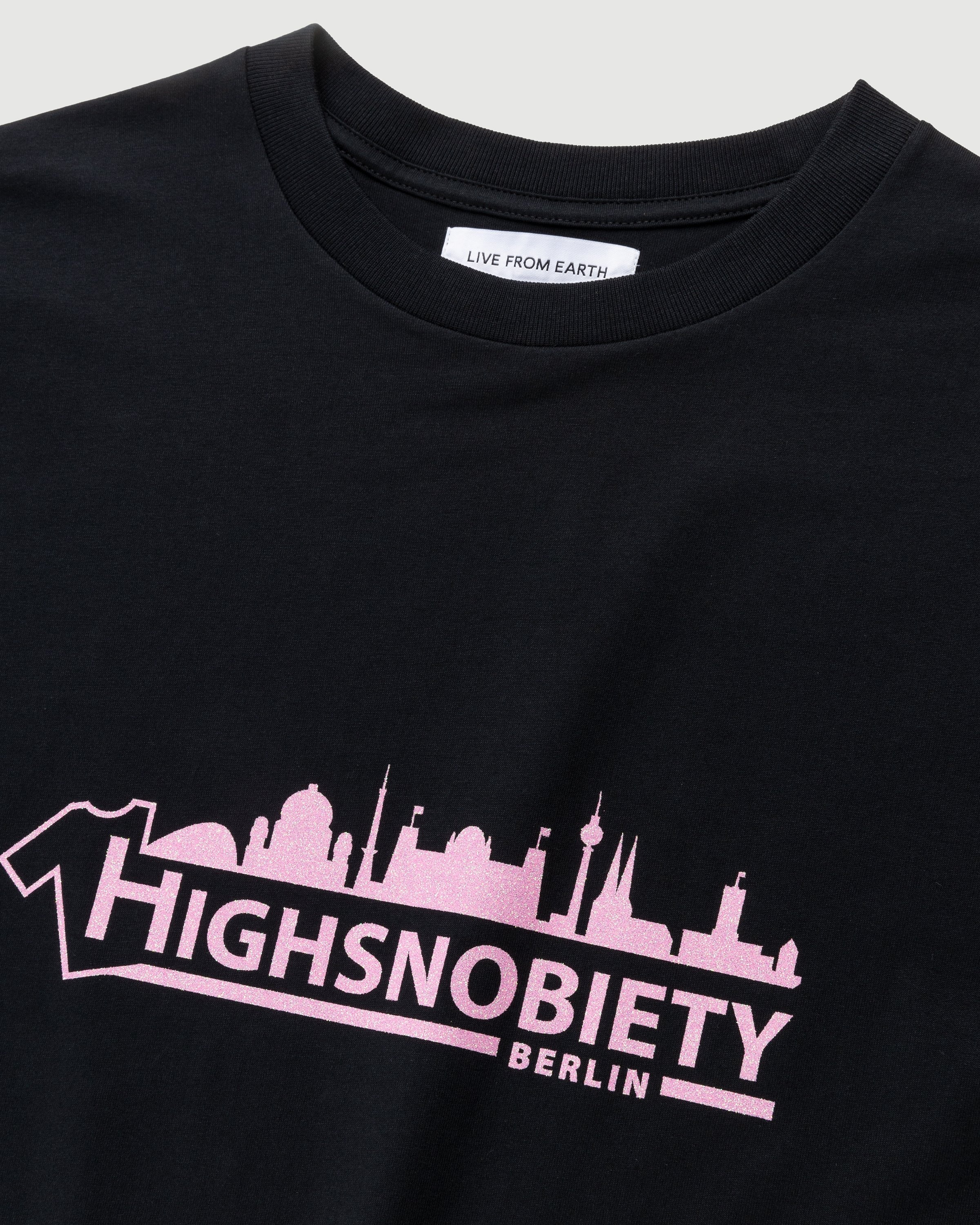 Live From Earth x Highsnobiety – BERLIN, BERLIN 3 Logo T-Shirt Black - Tops - Black - Image 3