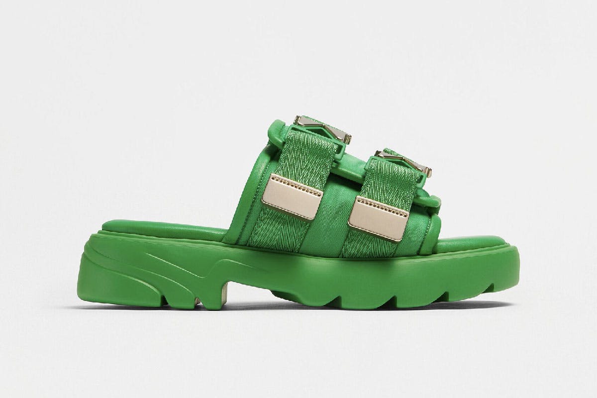 Bottega Veneta's Flash Slide Sandal Is This Summer's It-Shoe Bottega Veneta's Flash Slide Sandal Is This Summer's It-Shoe