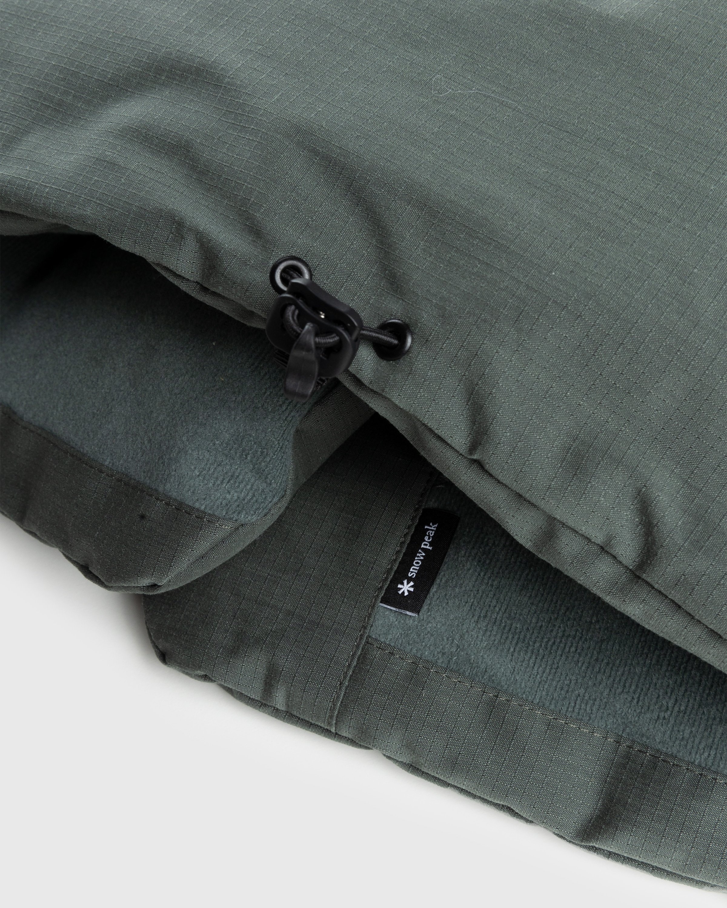 Snow Peak – Fire-Resistant 2 Layer Down Neck Warmer Forest Green - Scarves - Green - Image 5
