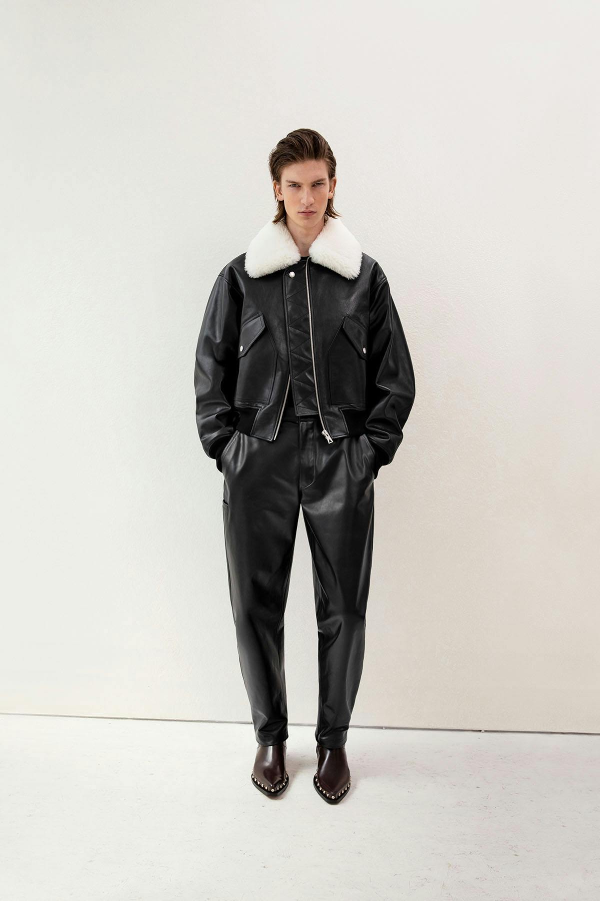 bottega-veneta-resort-2023-5