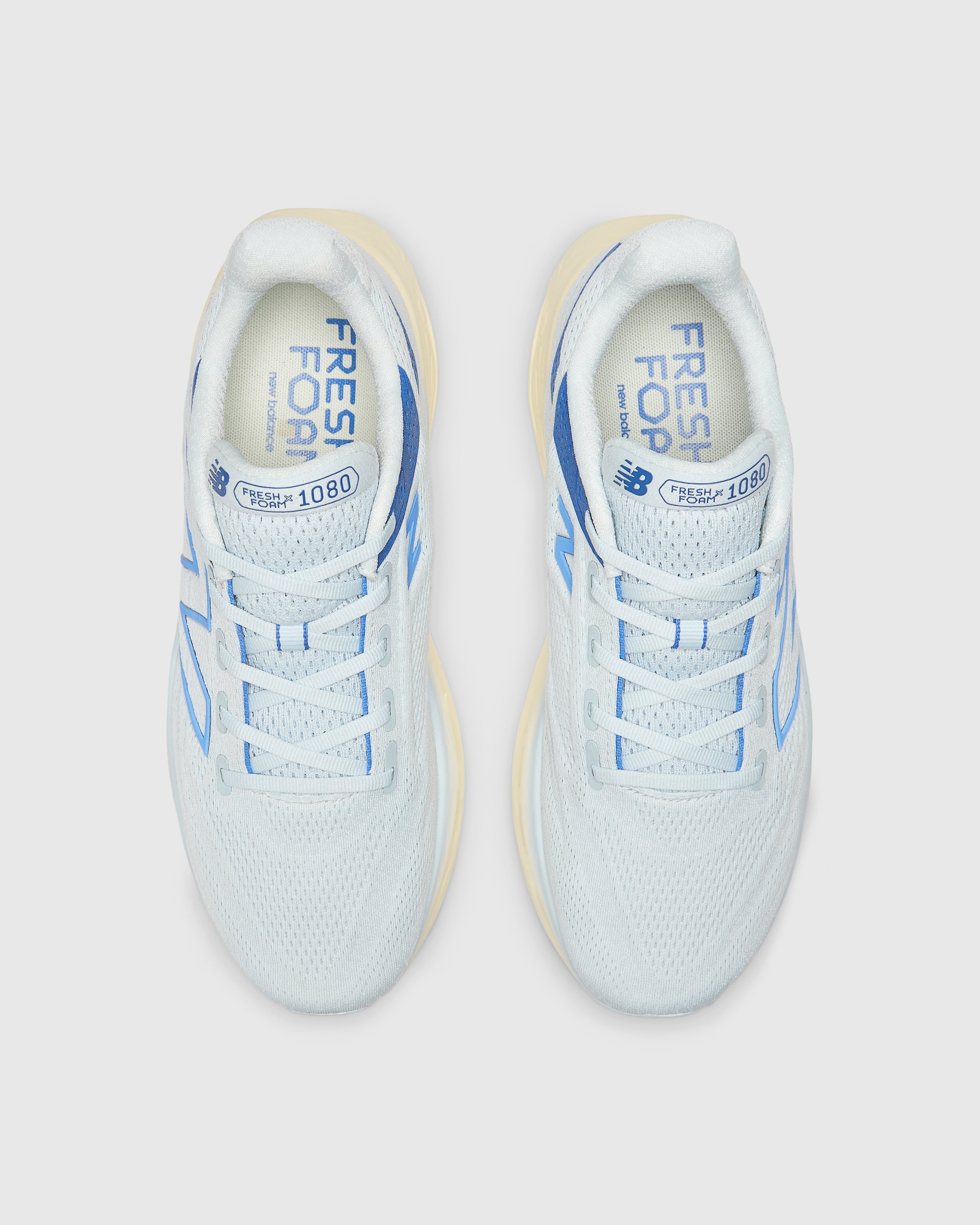 New balance top 1080 v4 beige