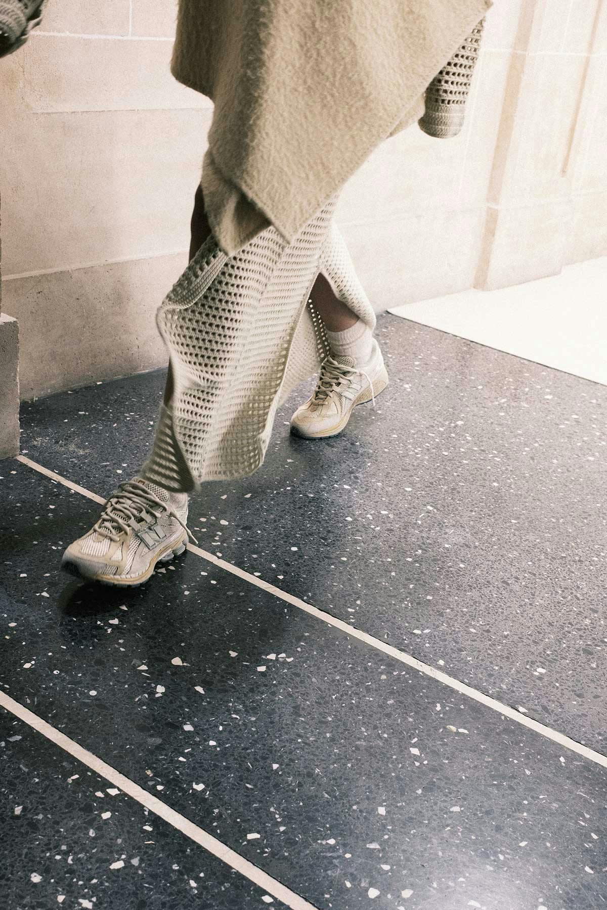 auralee-new-balance-1906-collab- (3)