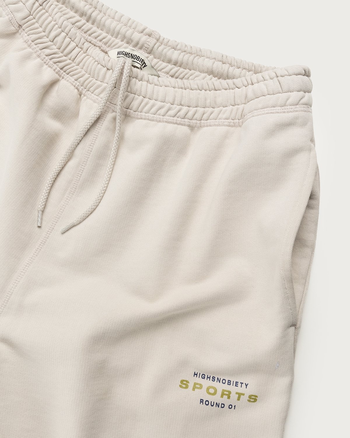 Highsnobiety – HS Sports Logo Sweatpants Eggshell - T-Shirts - White - Image 5