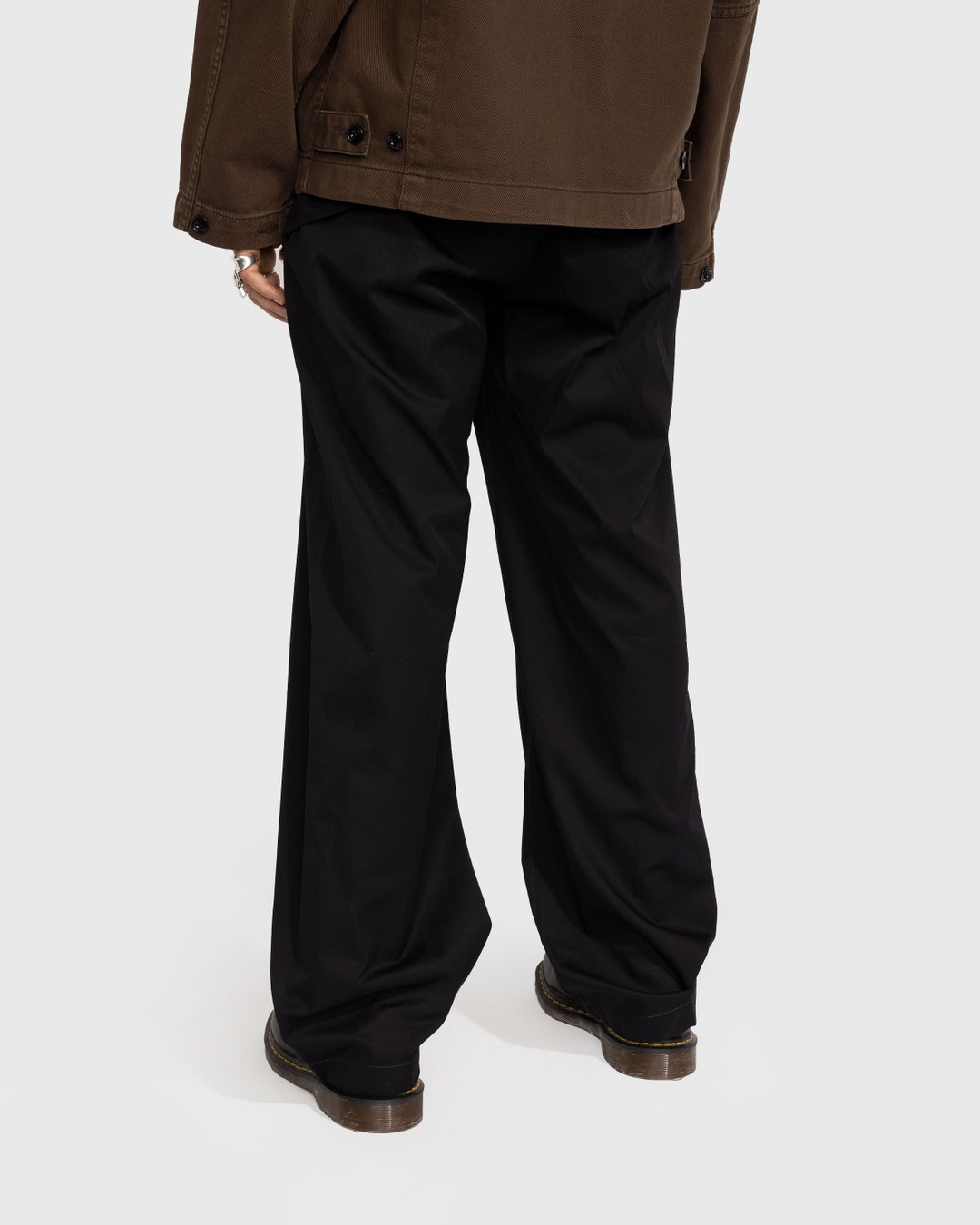 Lemaire – Easy Pleated Pants Black - Pants - Black - Image 3