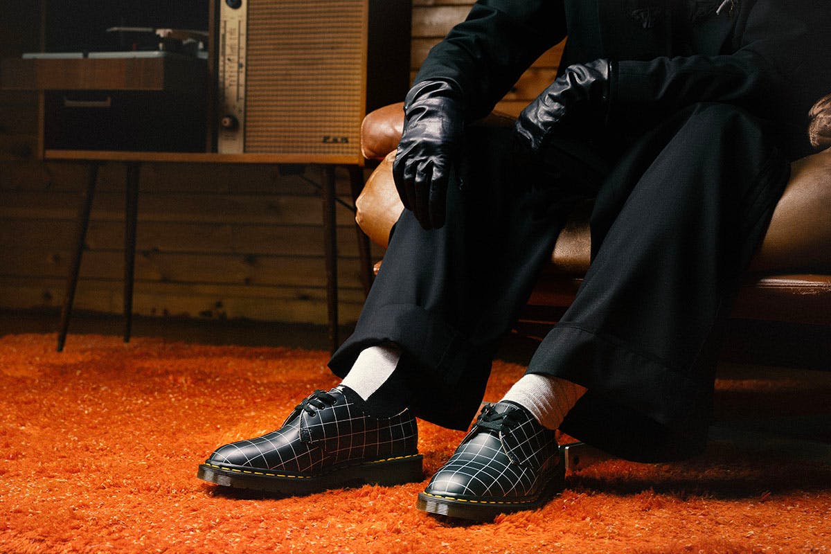 dr martens 1460 undercover