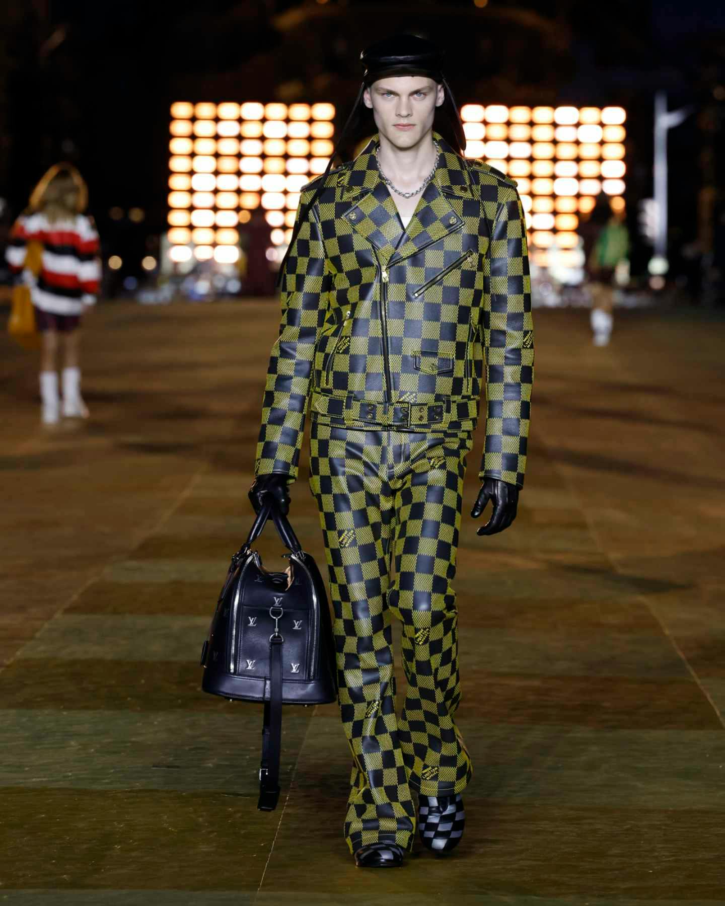 pharrell-louis-vuitton-ss24-runway (30)