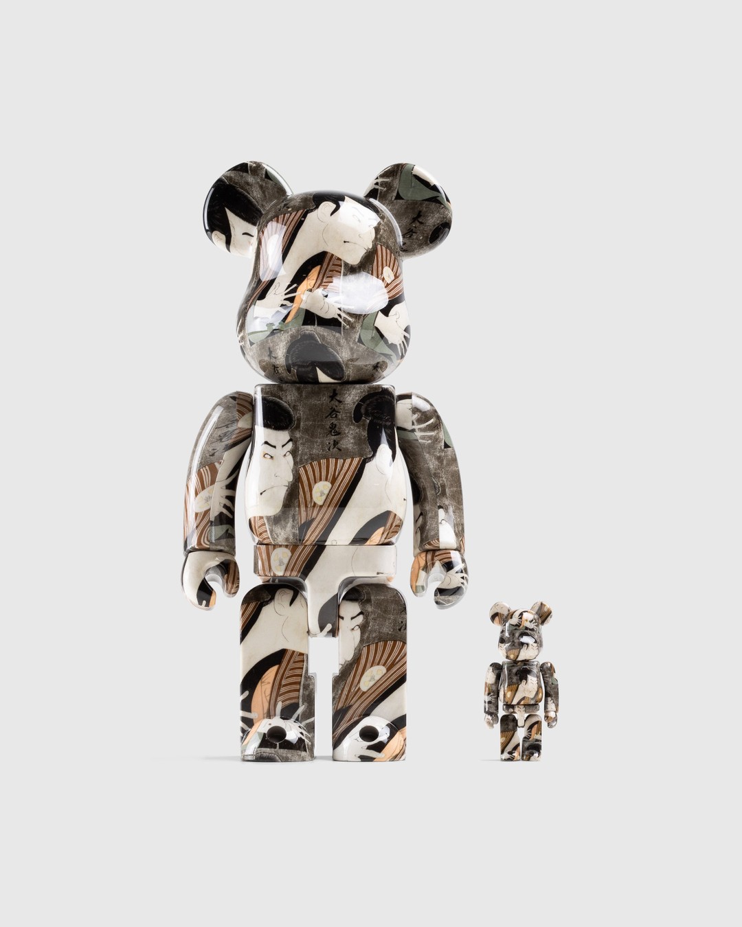 Medicom – Be@rbrick Toshusai Sharaku Actor Otani Oniji III as the Footman (Yakko) Edohei 100% and 400% Set Brown - Art & Collectibles - Multi - Image 1