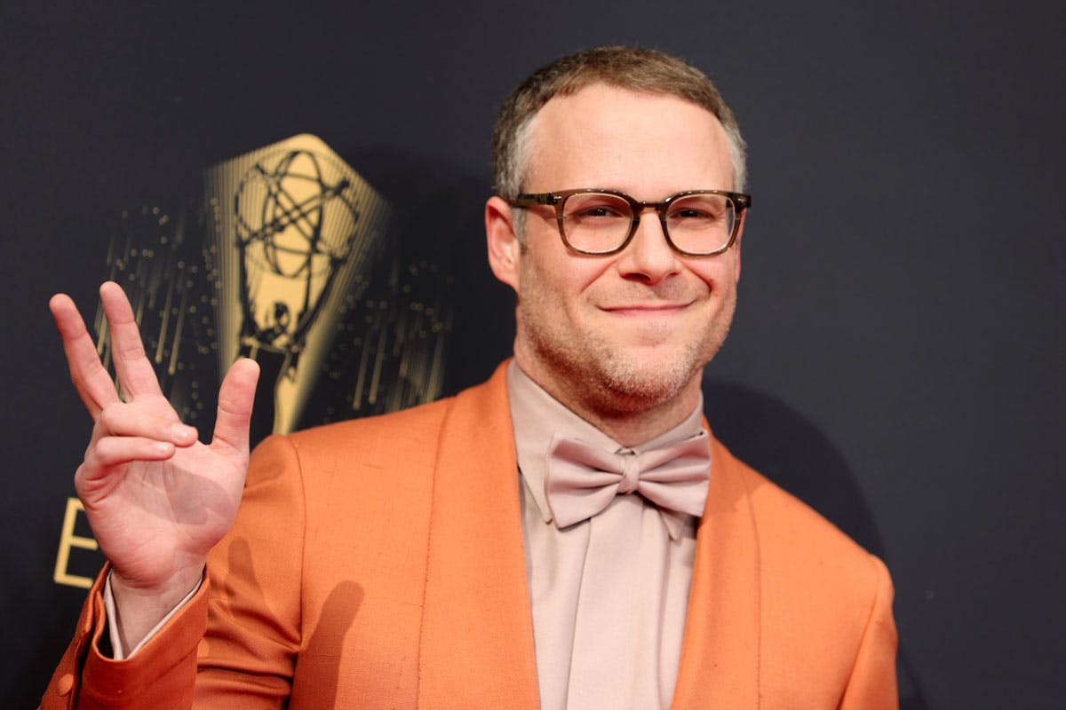 seth-rogen-airbnb-pottery-houseplant-01