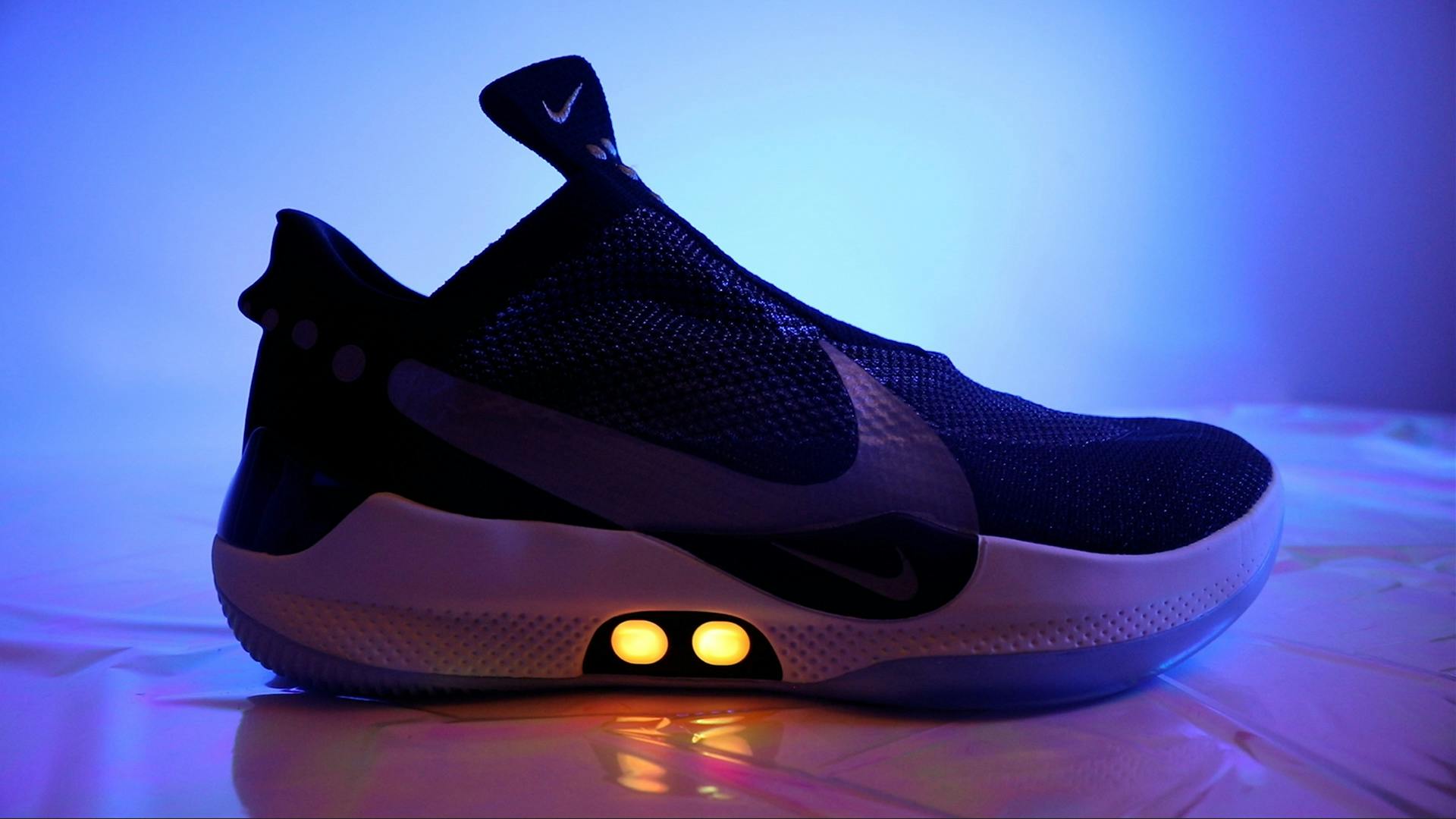 We Tested the Auto-Lacing Nike Adapt BB, and It's Worth $350