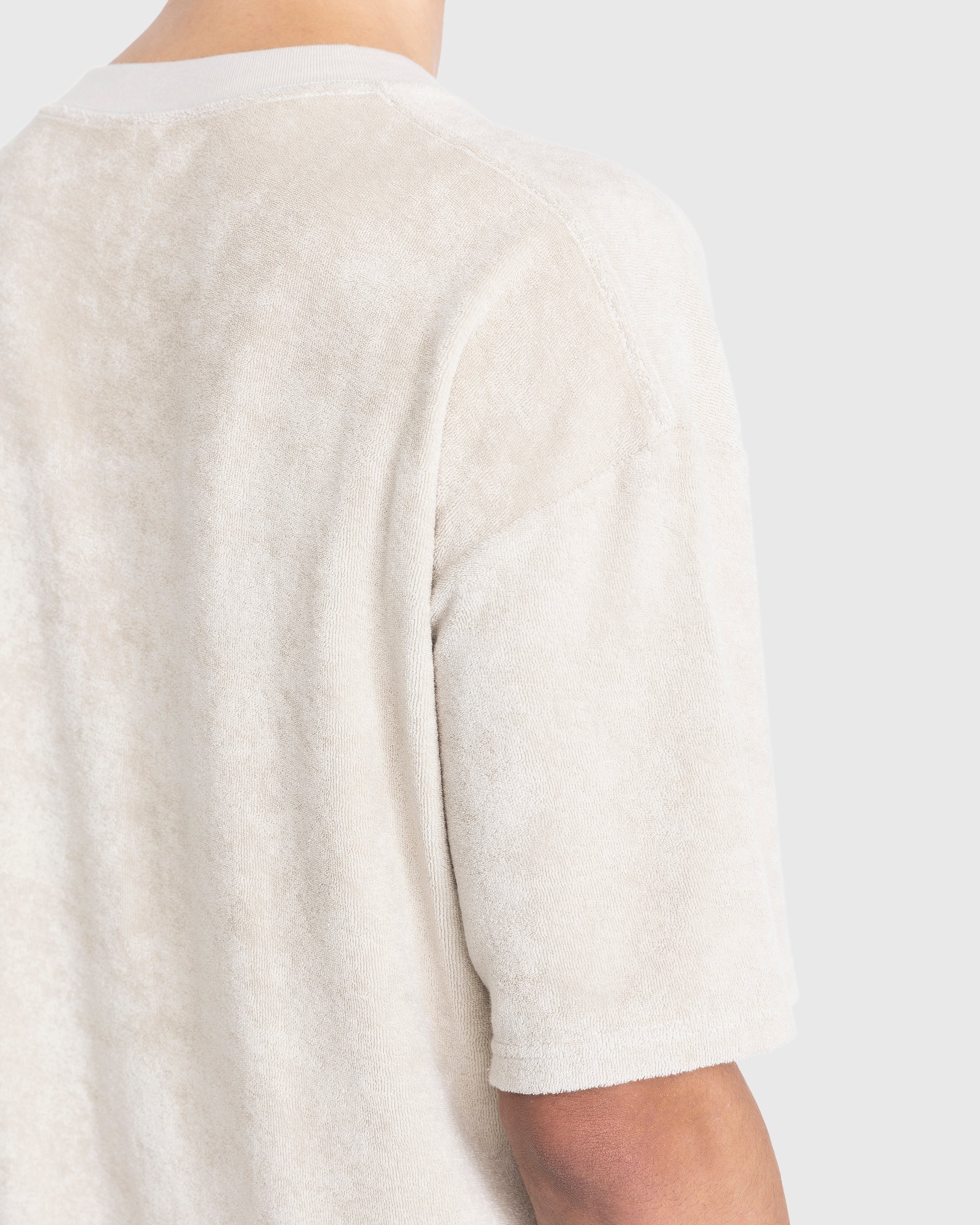 Highsnobiety – HS Logo Reverse Terry T-Shirt Beige - Tops - Beige - Image 4