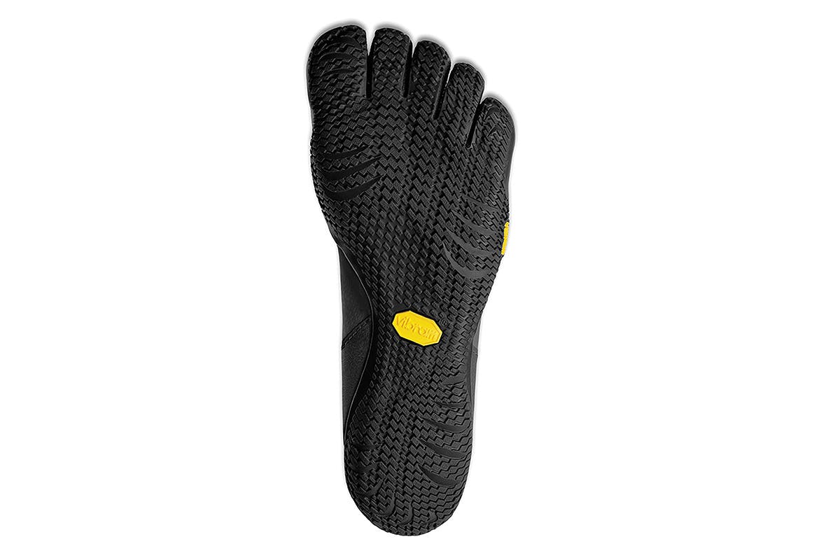 great-cushioning-foot-race-vibram-five-fingers-01