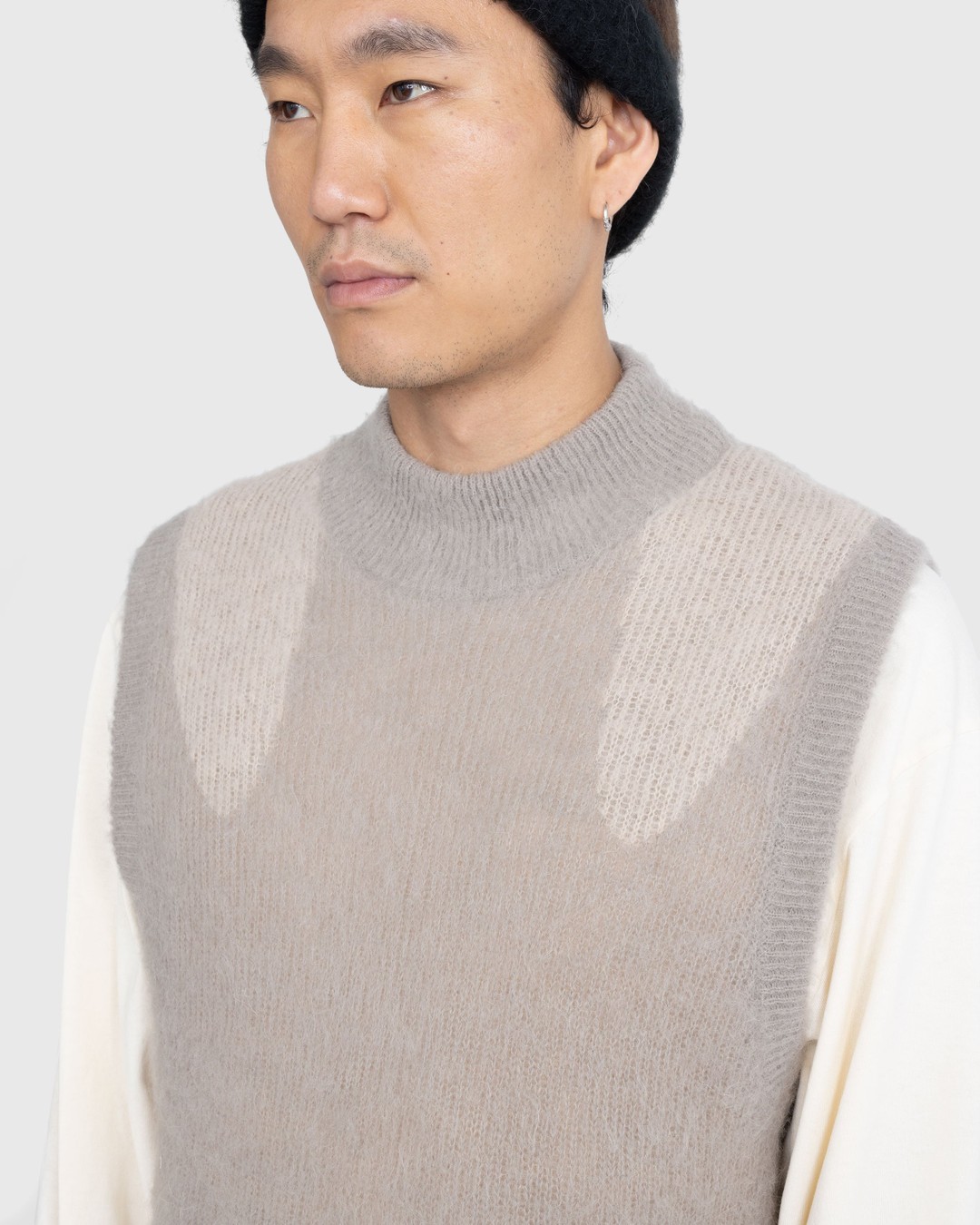 _J.L-A.L_ – Liquid Alpaca Vest Light Grey - Knitwear - Grey - Image 5