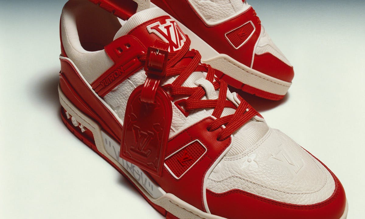 This Sample (RED) x LV Trainer Is Being Auctioned Off for Charity 有名な高級ブランド 2021ss VUITTON LOUIS RED LINE TRAINER スニーカー