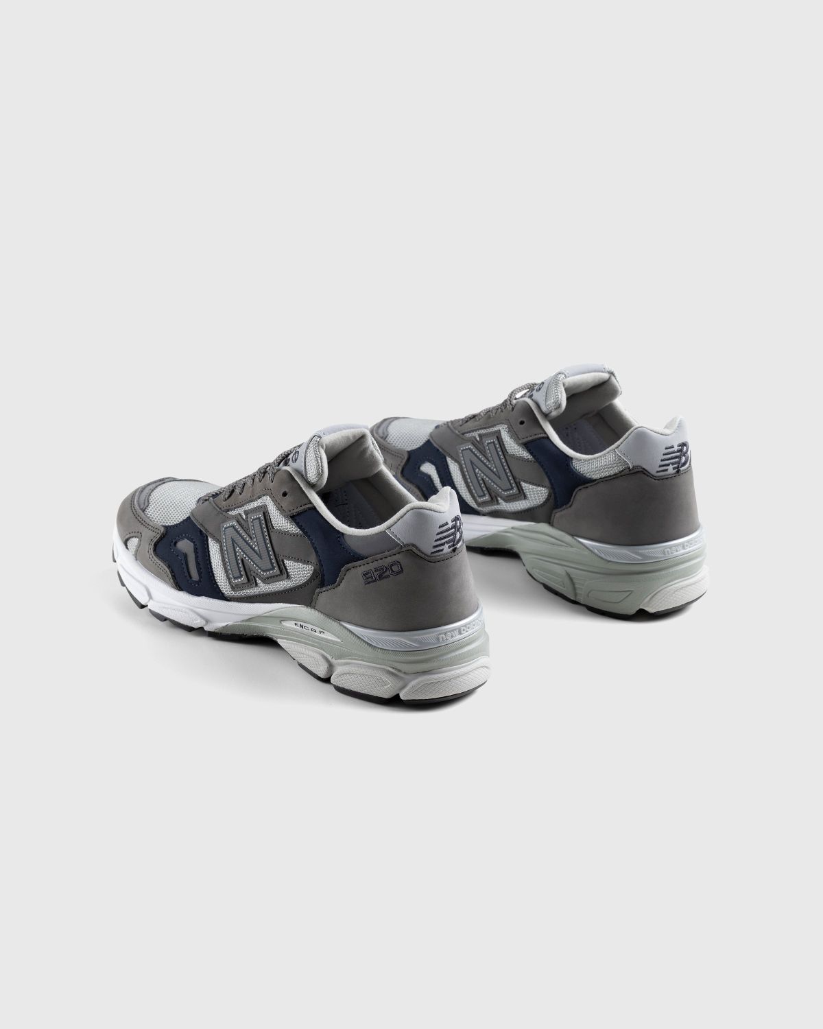 New Balance – M920GNS Grey/Navy - Low Top Sneakers - Grey - Image 4