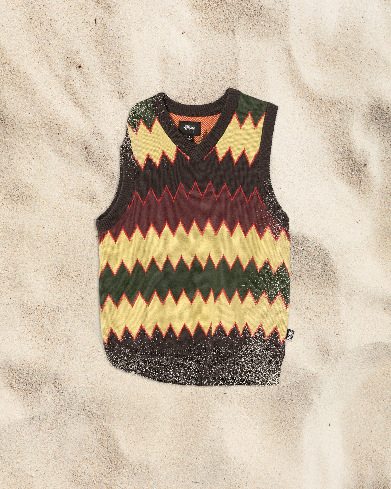 ED_WEB_Summer_Sweater_4x5