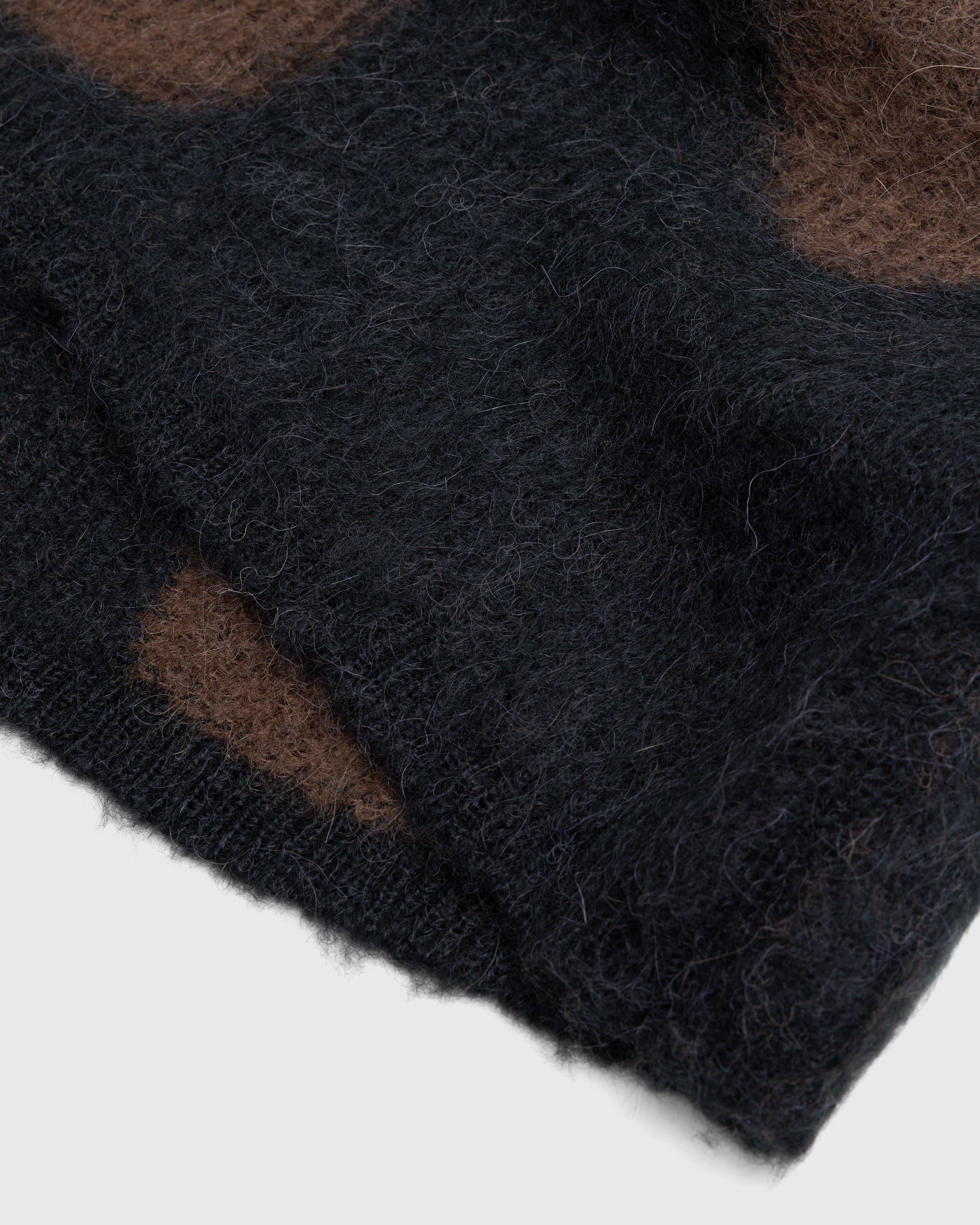 _J.L-A.L_ – Liquid Alpaca Sweater Black - Knitwear - Black - Image 6