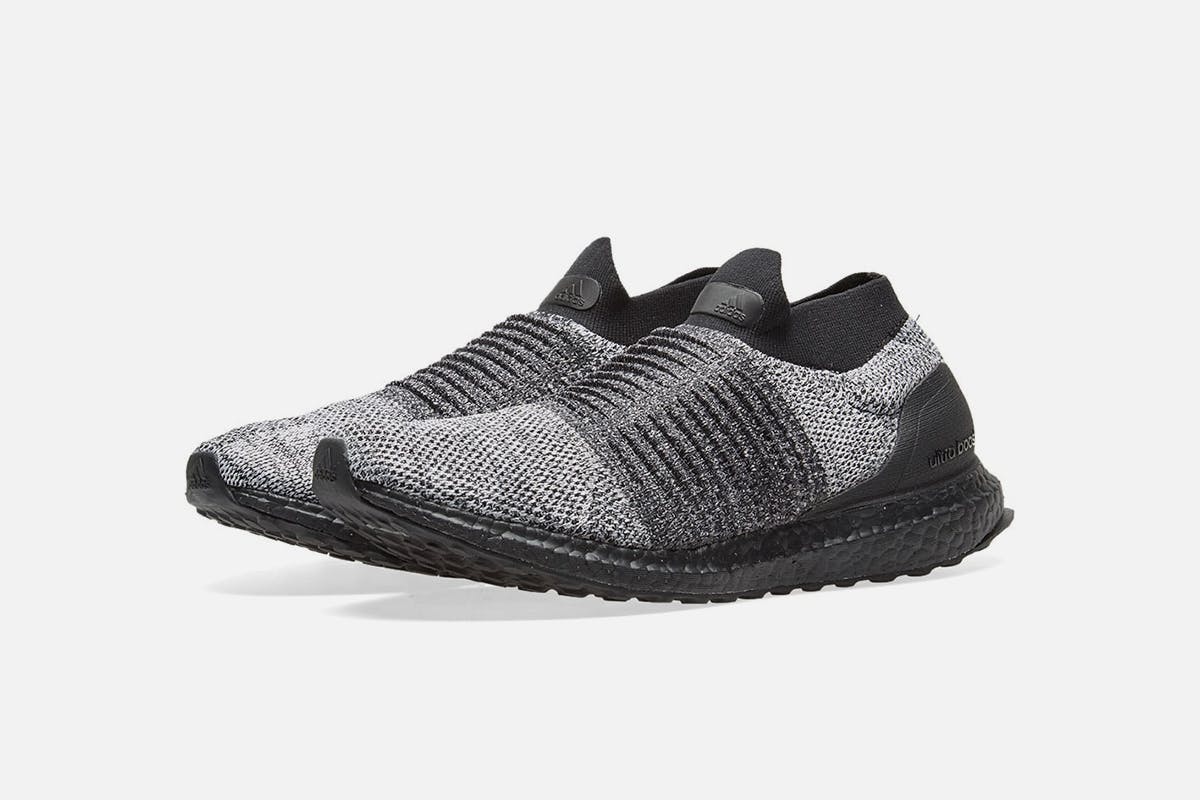 05 02 2018 adidas ultraboostlaceless black white bb6137 mo 1 Margiela Stüssy end