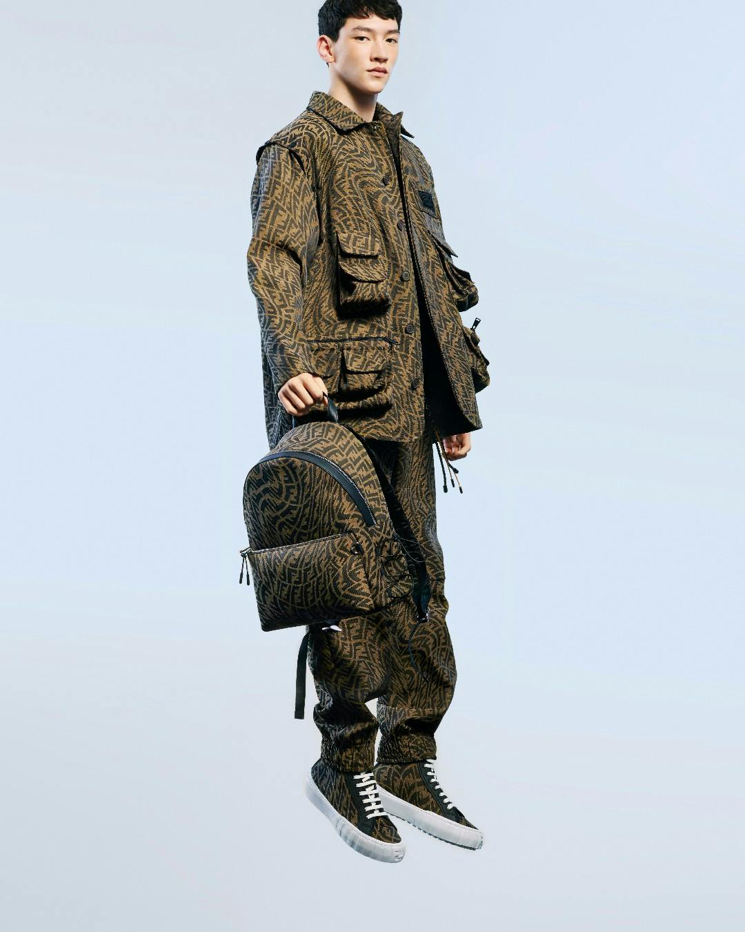 4_5_FENDI SUMMER VERTIGO-10