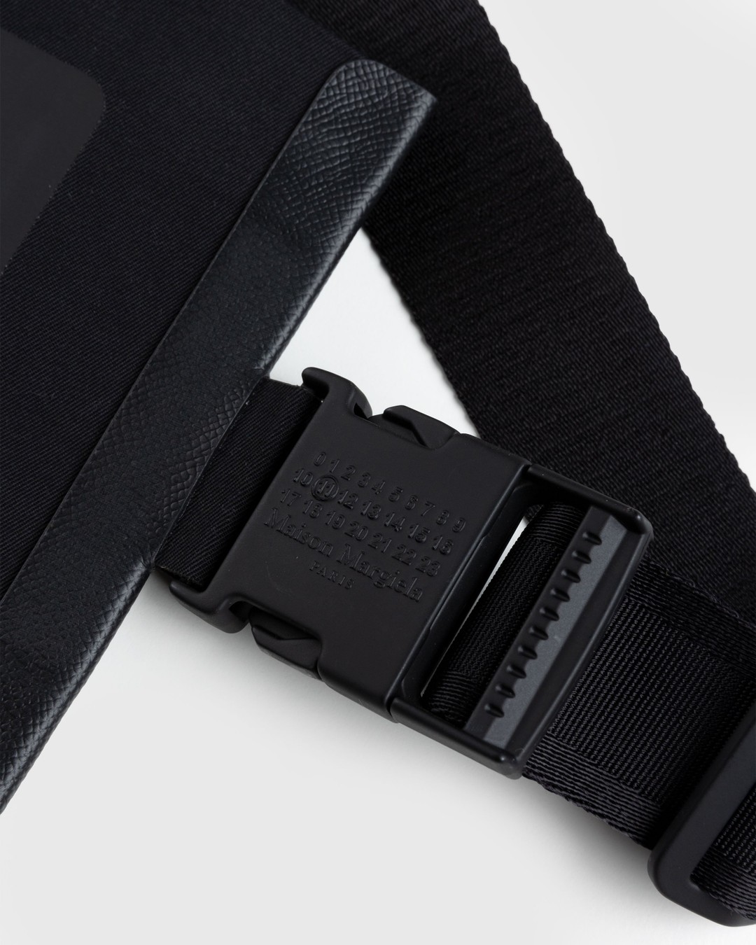 Maison Margiela – Mackintosh Crossbody Tech Bag Black - Bags - Black - Image 3