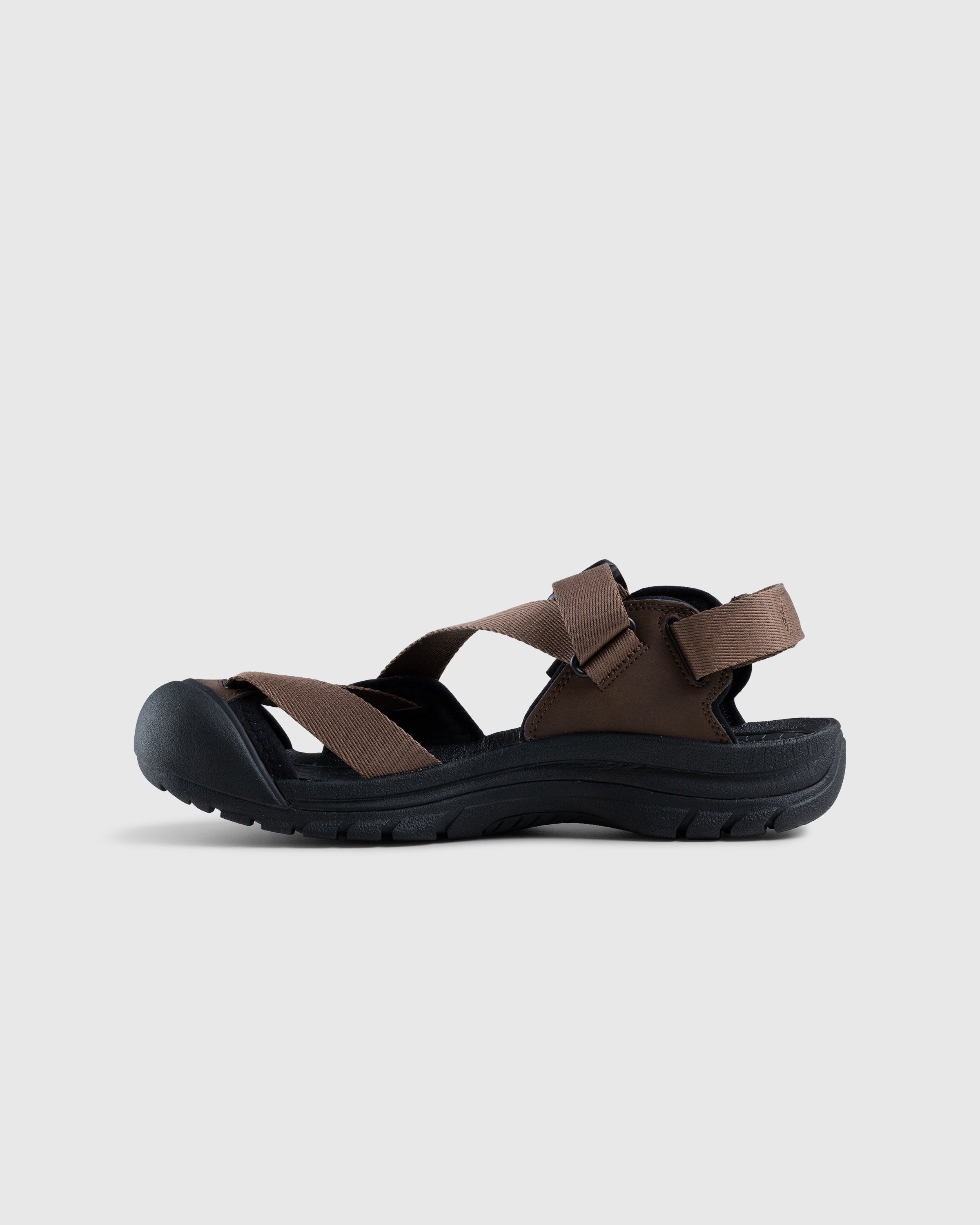 Keen – Zerraport II Dark Earth/Black - Sandals - Brown - Image 2