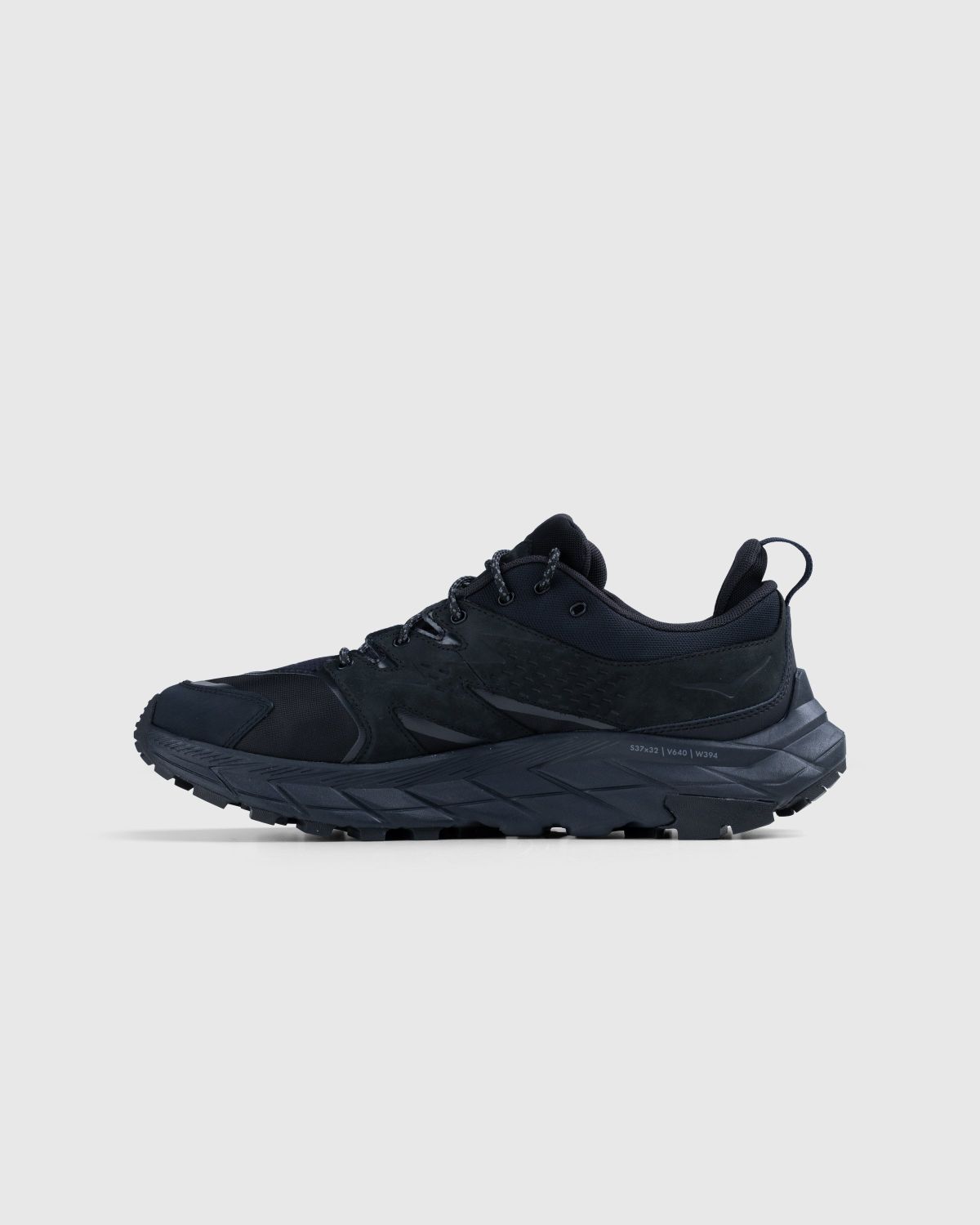 hoka anacapa black