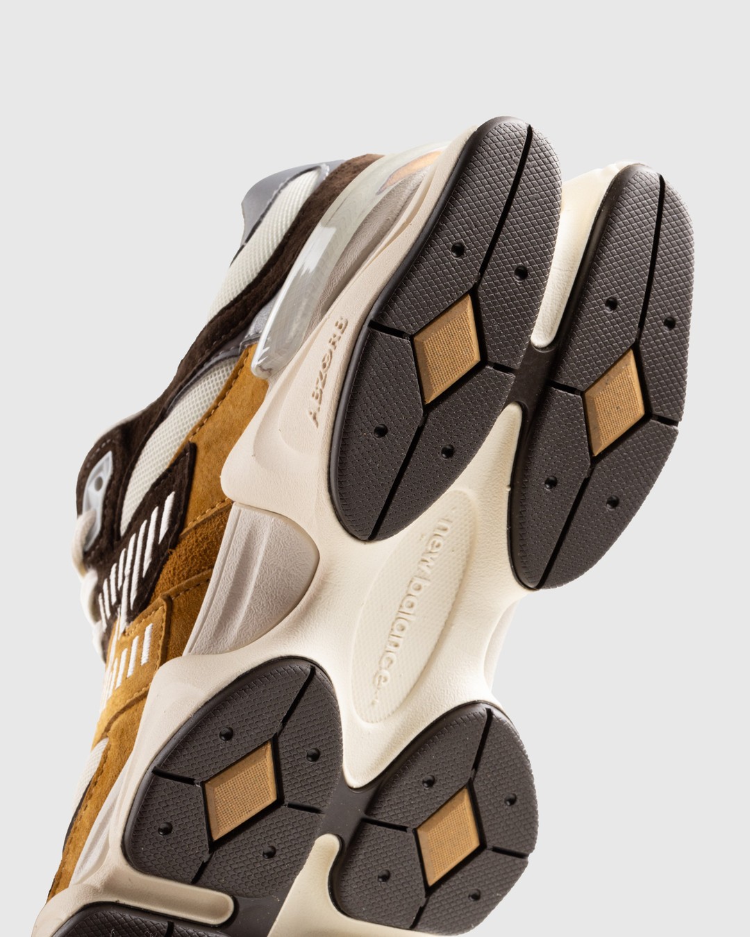 New Balance – U9060WOR Workwear - Low Top Sneakers - Brown - Image 6