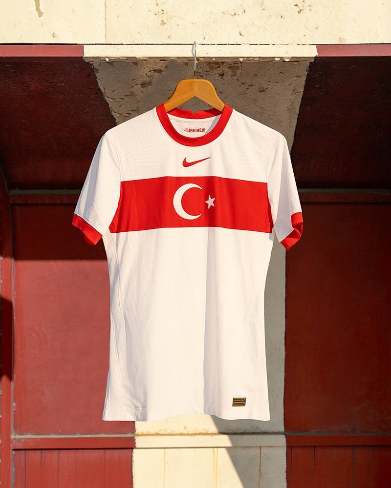 euro-2020-jersey-roundtable-ranking-010