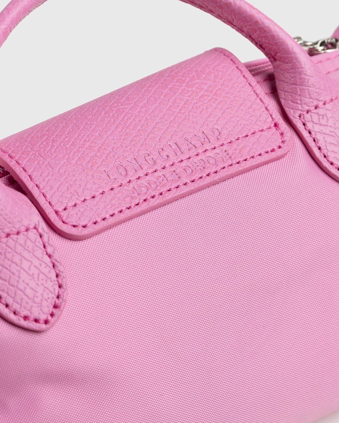 Longchamp x André Saraiva – Le Pliage André Pouch Pink