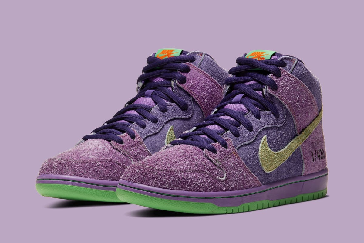 sb dunk skunk