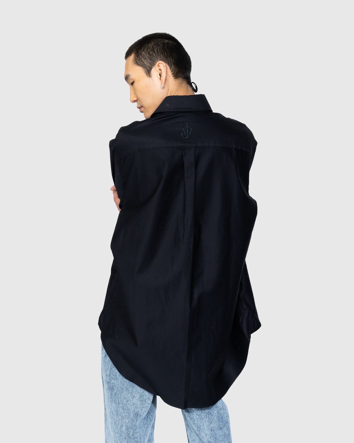 J.W. Anderson – Contrast Patch Pocket Oversized Shirt Navy Blue - Shirts - Blue - Image 3