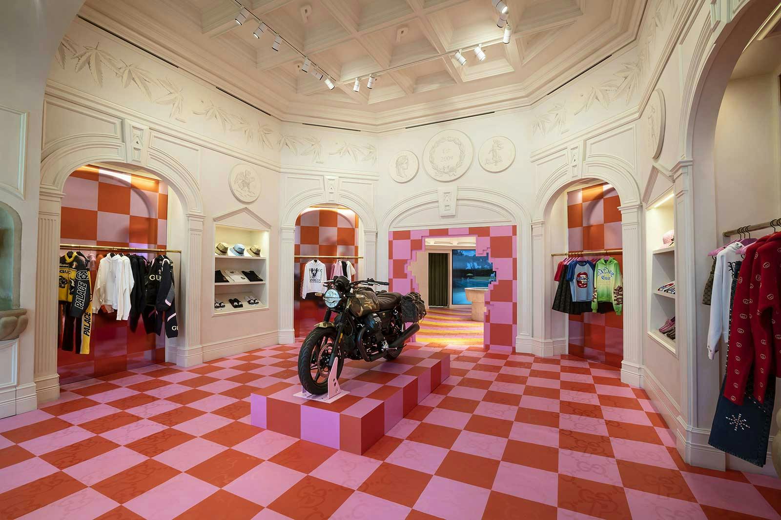 palace-skateboards-gucci-vault-store (1)