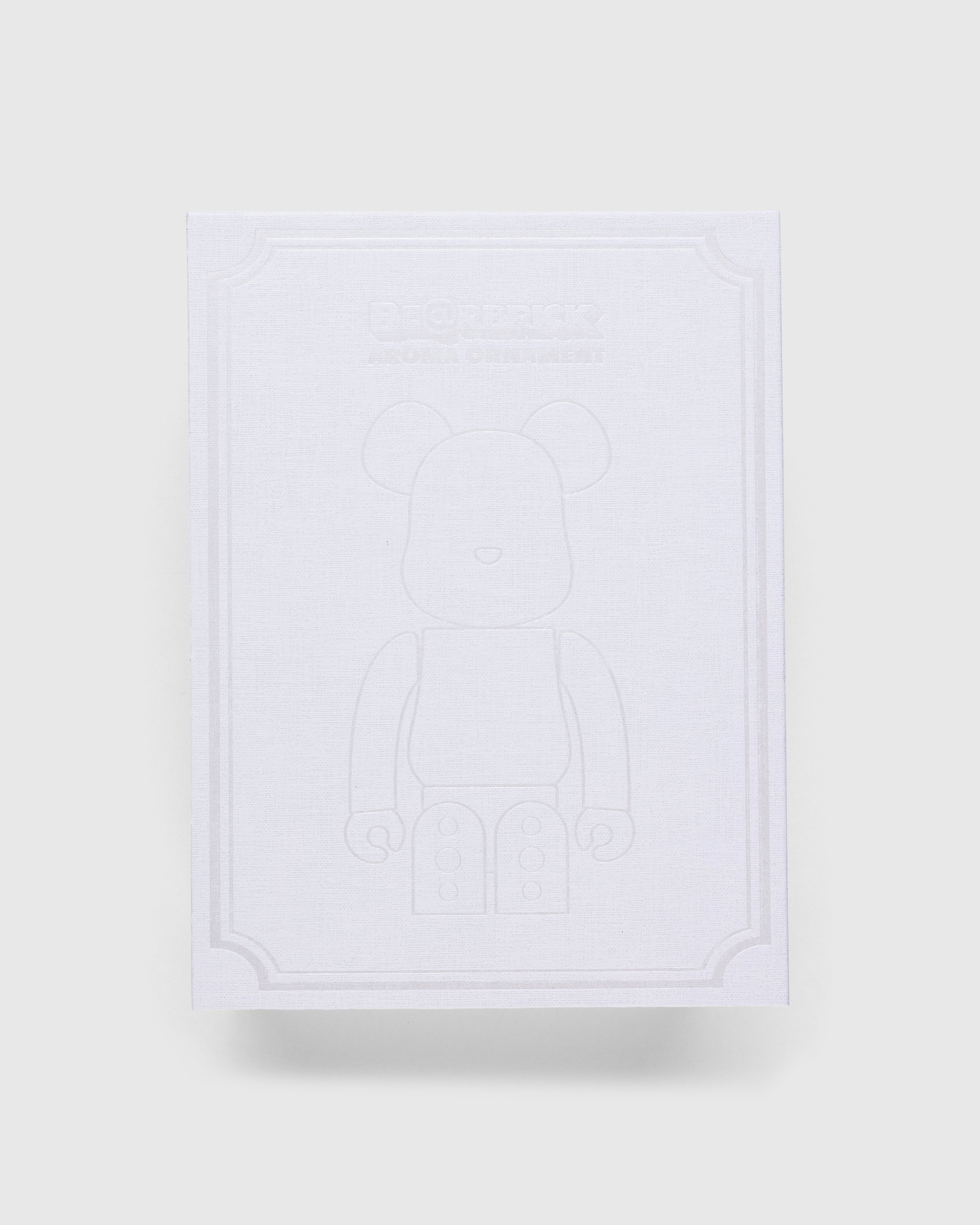 Medicom – Be@rbrick Aroma Ornament No.0 Liberty Fabrics Abbey Road Blue - Ceramics - Blue - Image 6