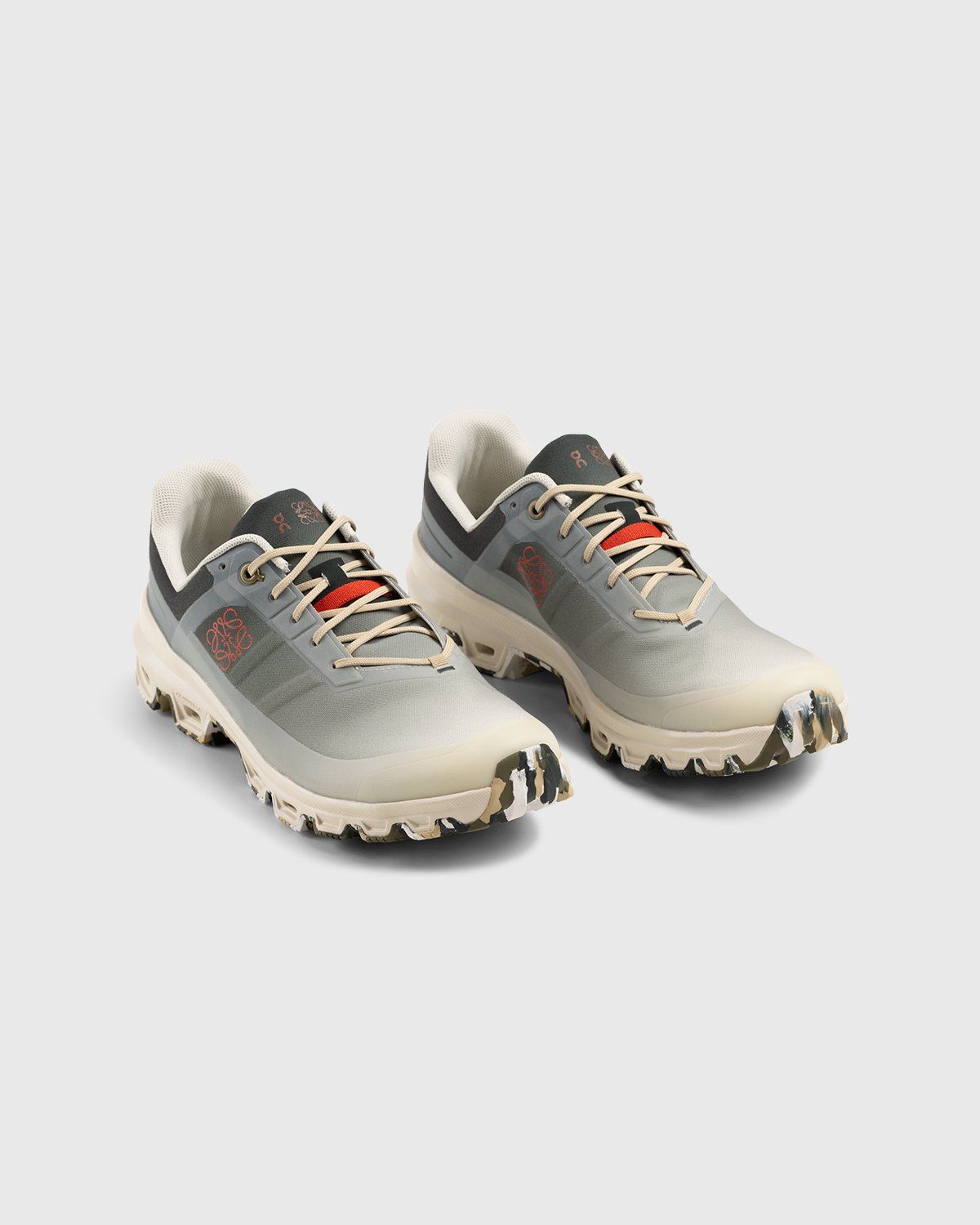 Loewe x On – Men's Cloudventure Gradient Khaki - Low Top Sneakers - Grey - Image 3
