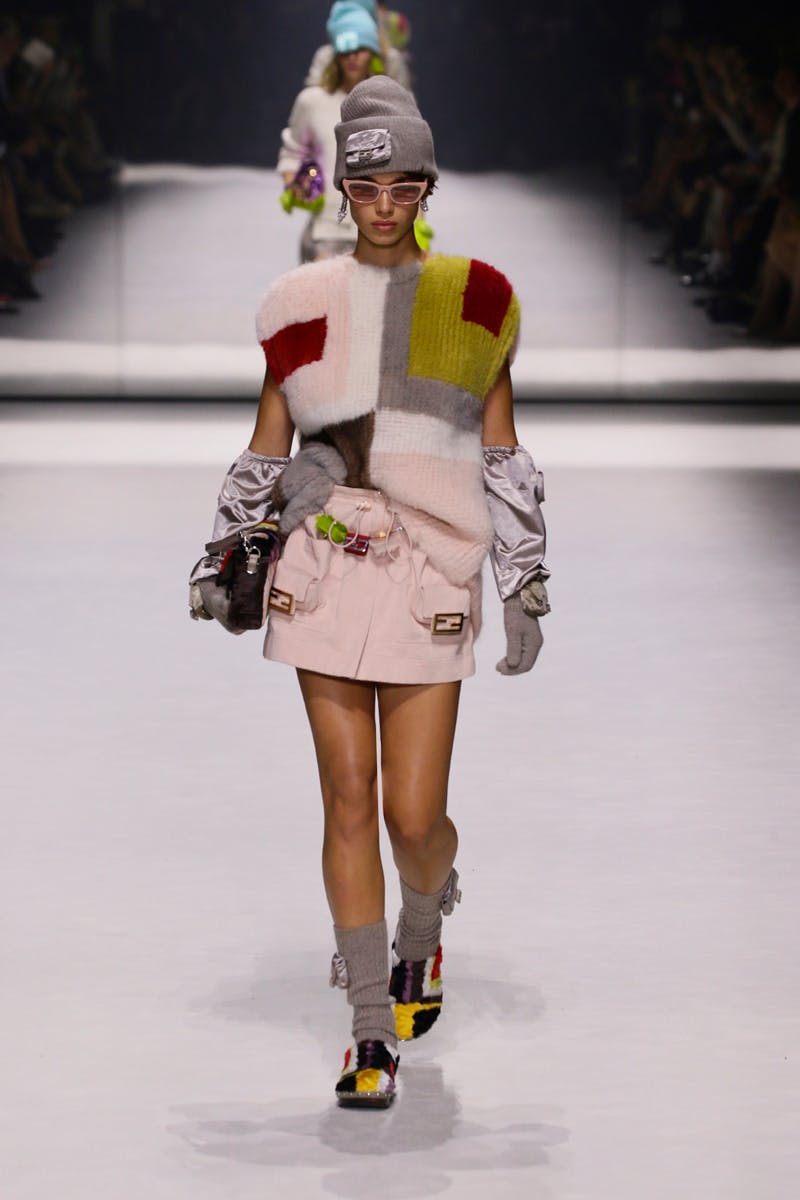 fendi-marc-jacobs-tiffany-baguette-bag-collab-14